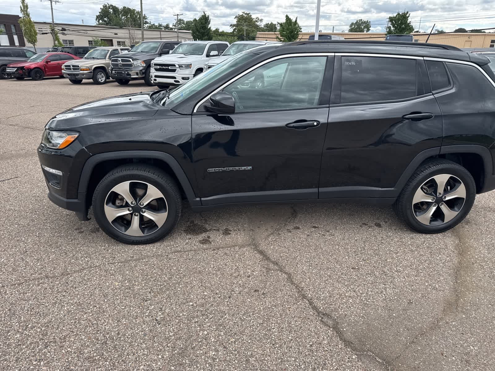 Thumbnail: 2018 Jeep Compass - 27