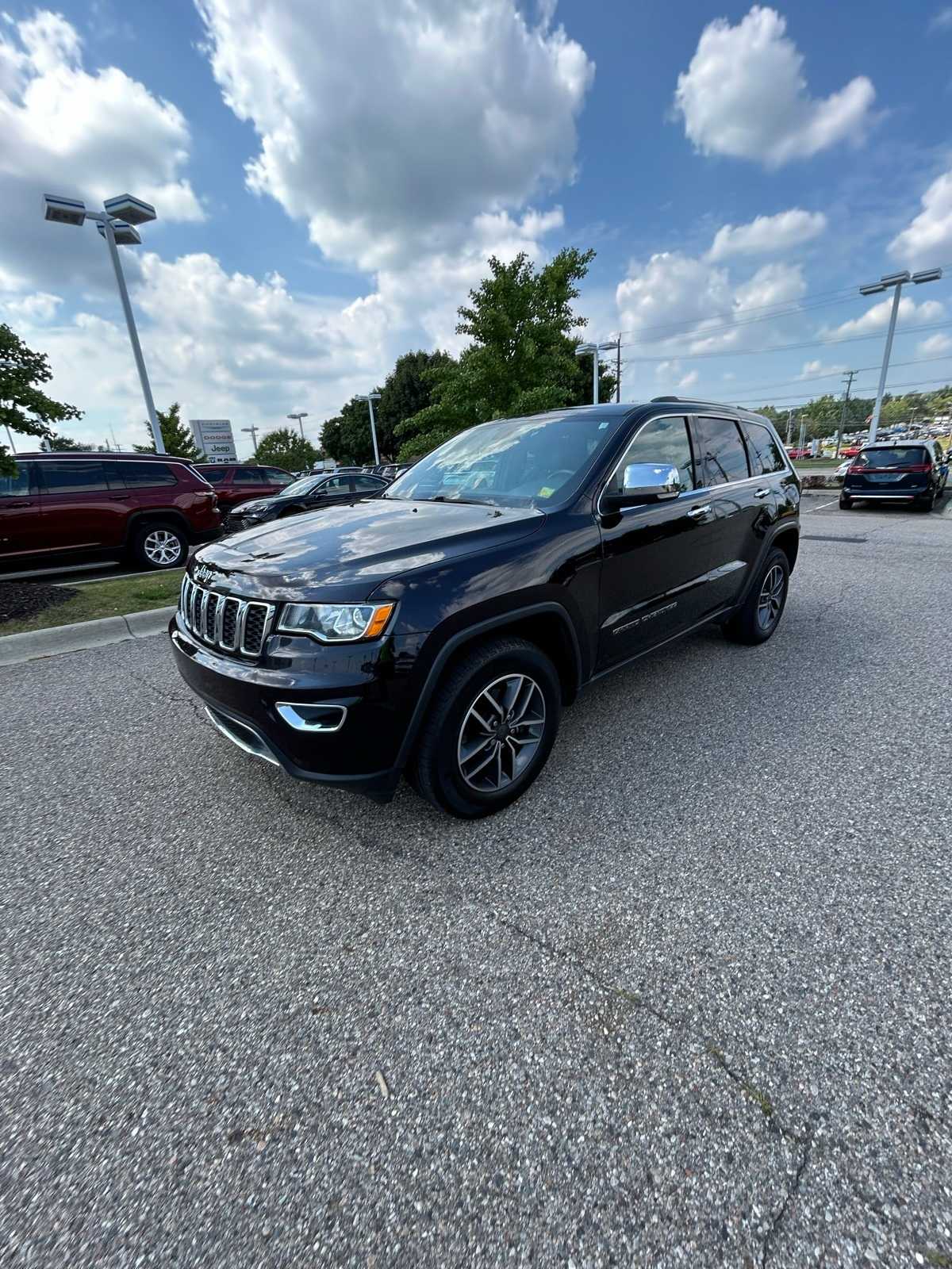 Thumbnail: 2019 Jeep Grand Cherokee - 1