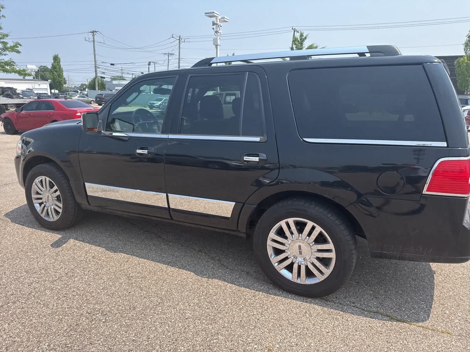 Thumbnail: 2008 Lincoln Navigator - 24