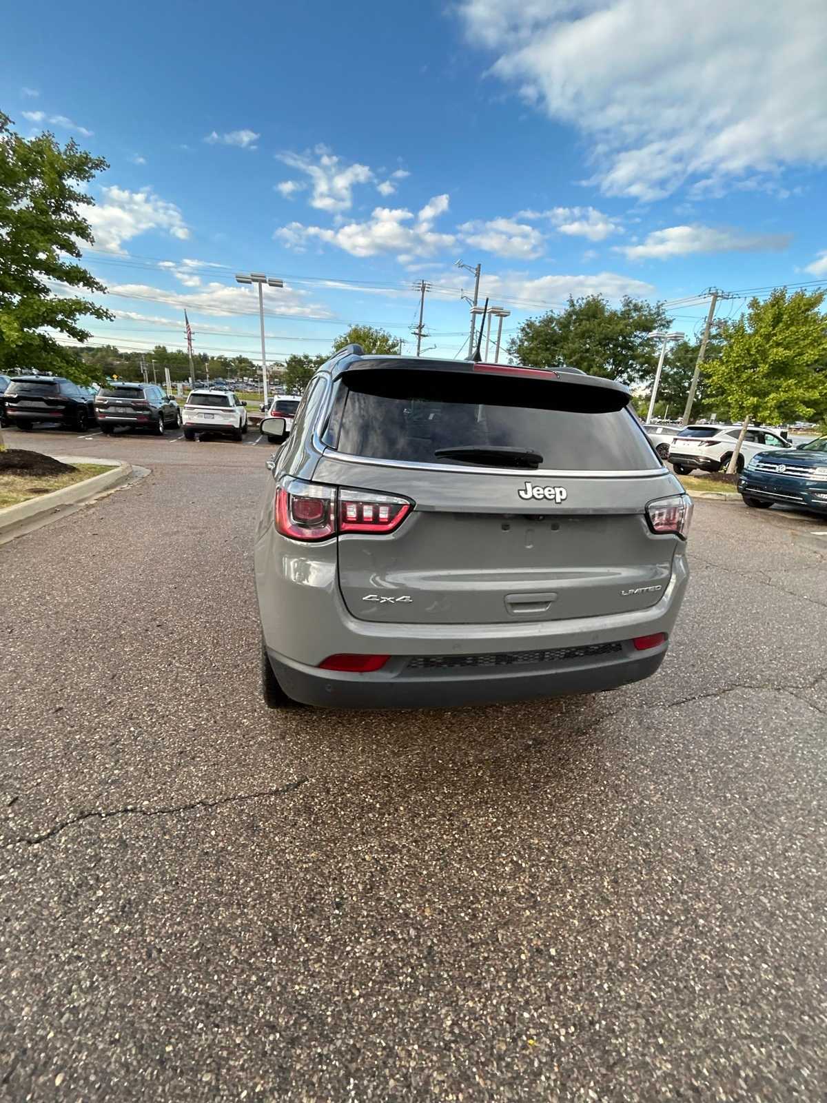 Thumbnail: 2022 Jeep Compass - 22