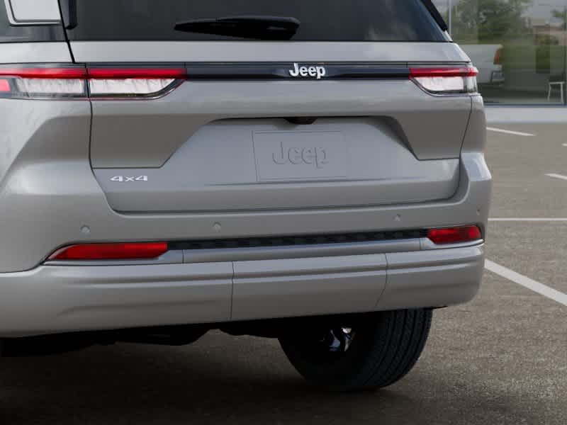 Thumbnail: 2026 Jeep Grand Cherokee - 13