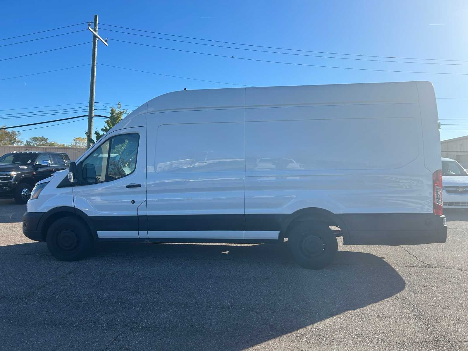 Thumbnail: 2020 Ford Transit Series - 26