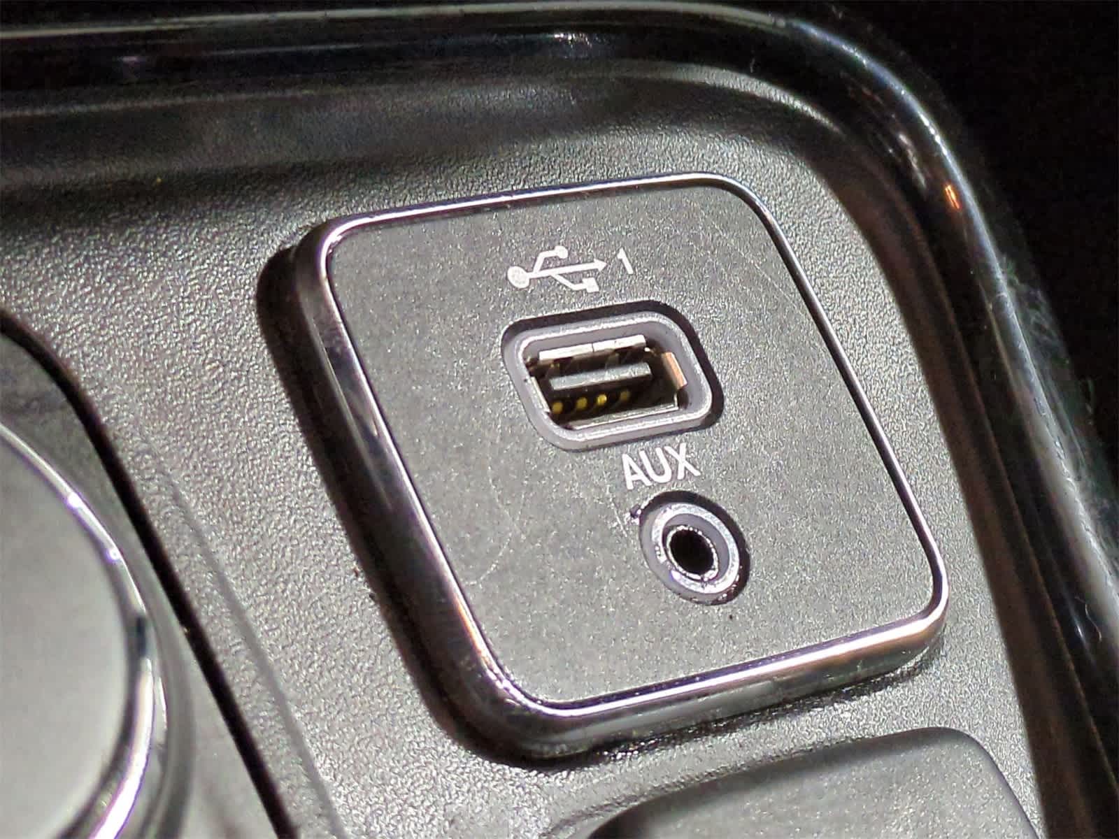 Thumbnail: 2021 Jeep Compass - 37