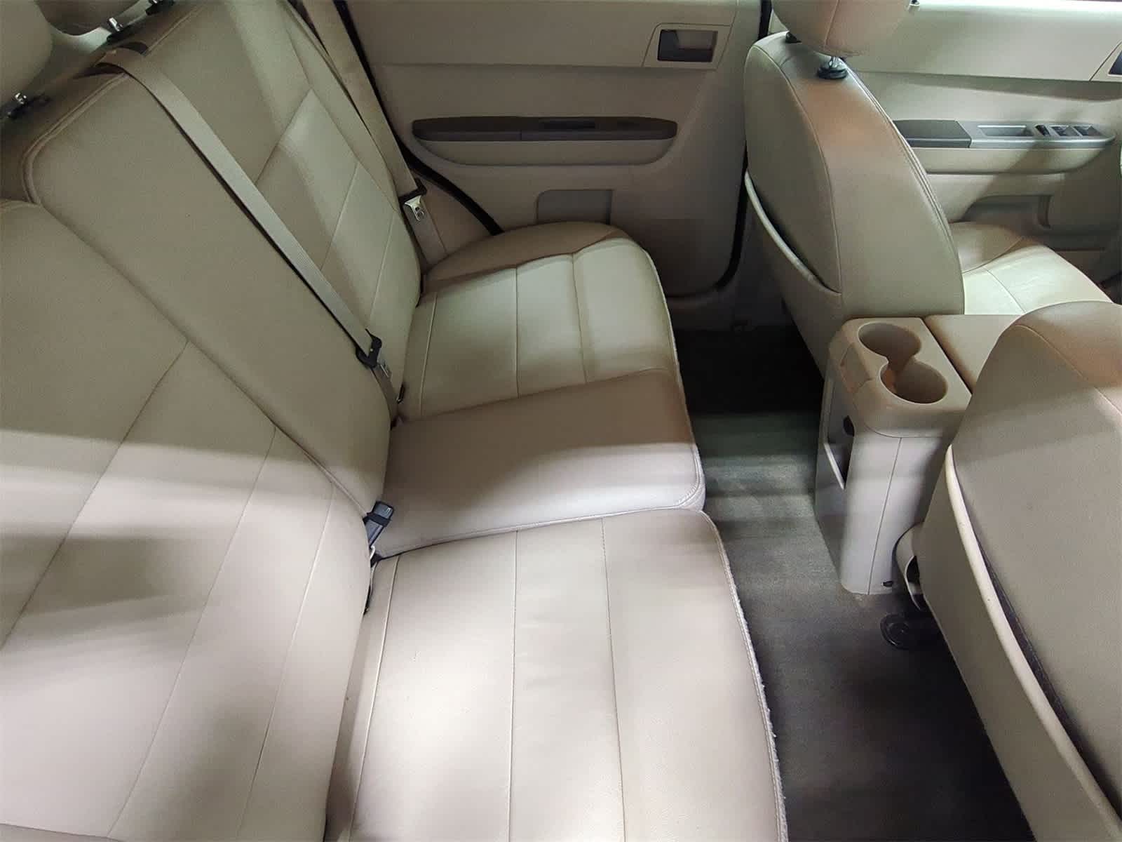 Thumbnail: 2008 Ford Escape - 21