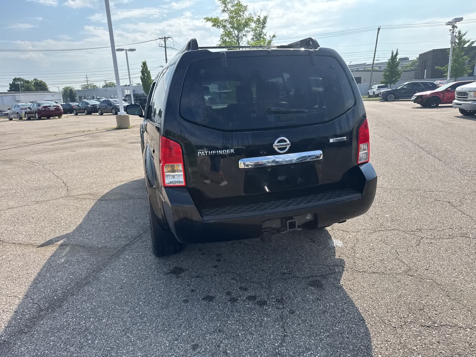 Thumbnail: 2012 Nissan Pathfinder - 23