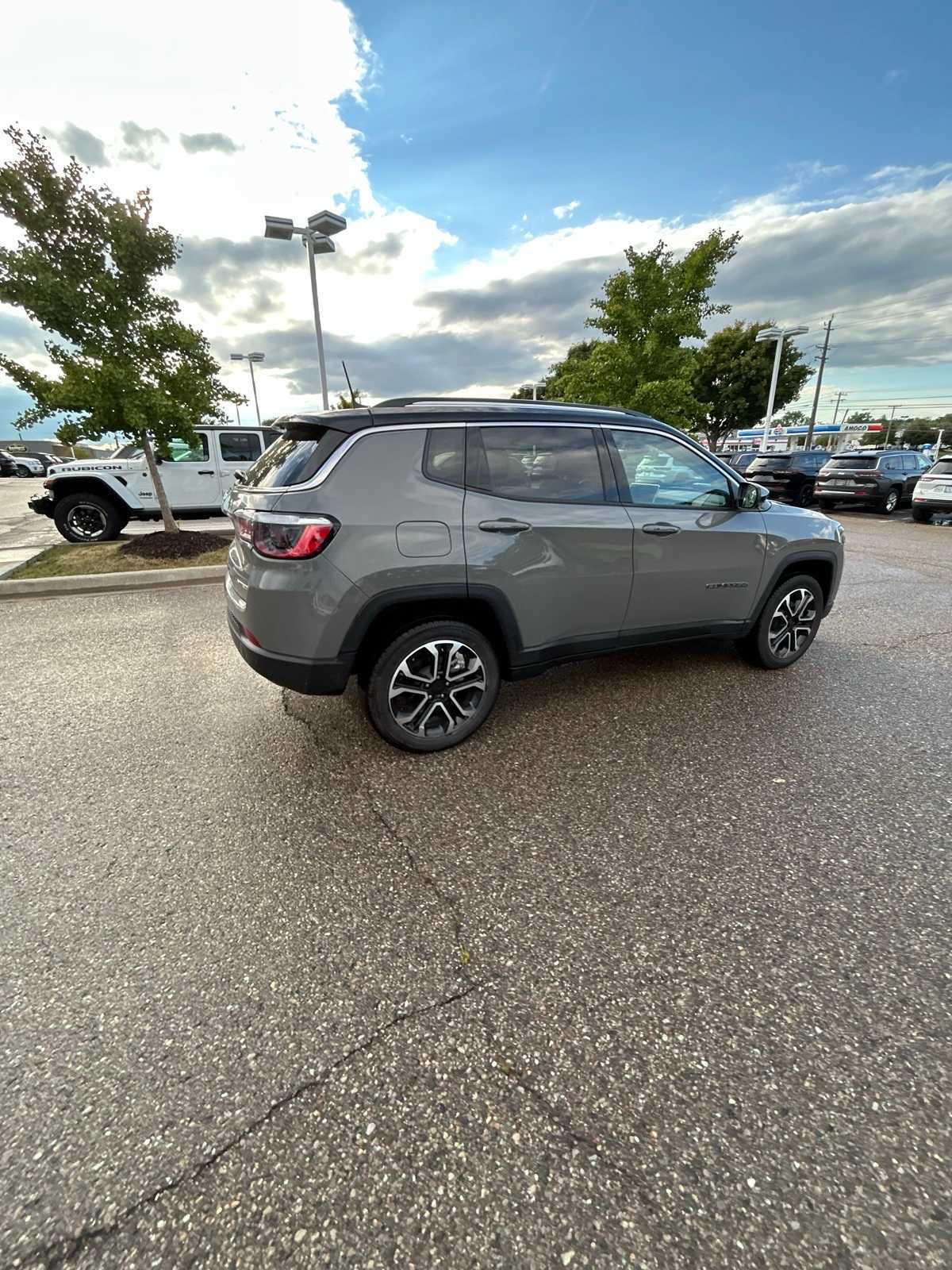 Thumbnail: 2022 Jeep Compass - 15