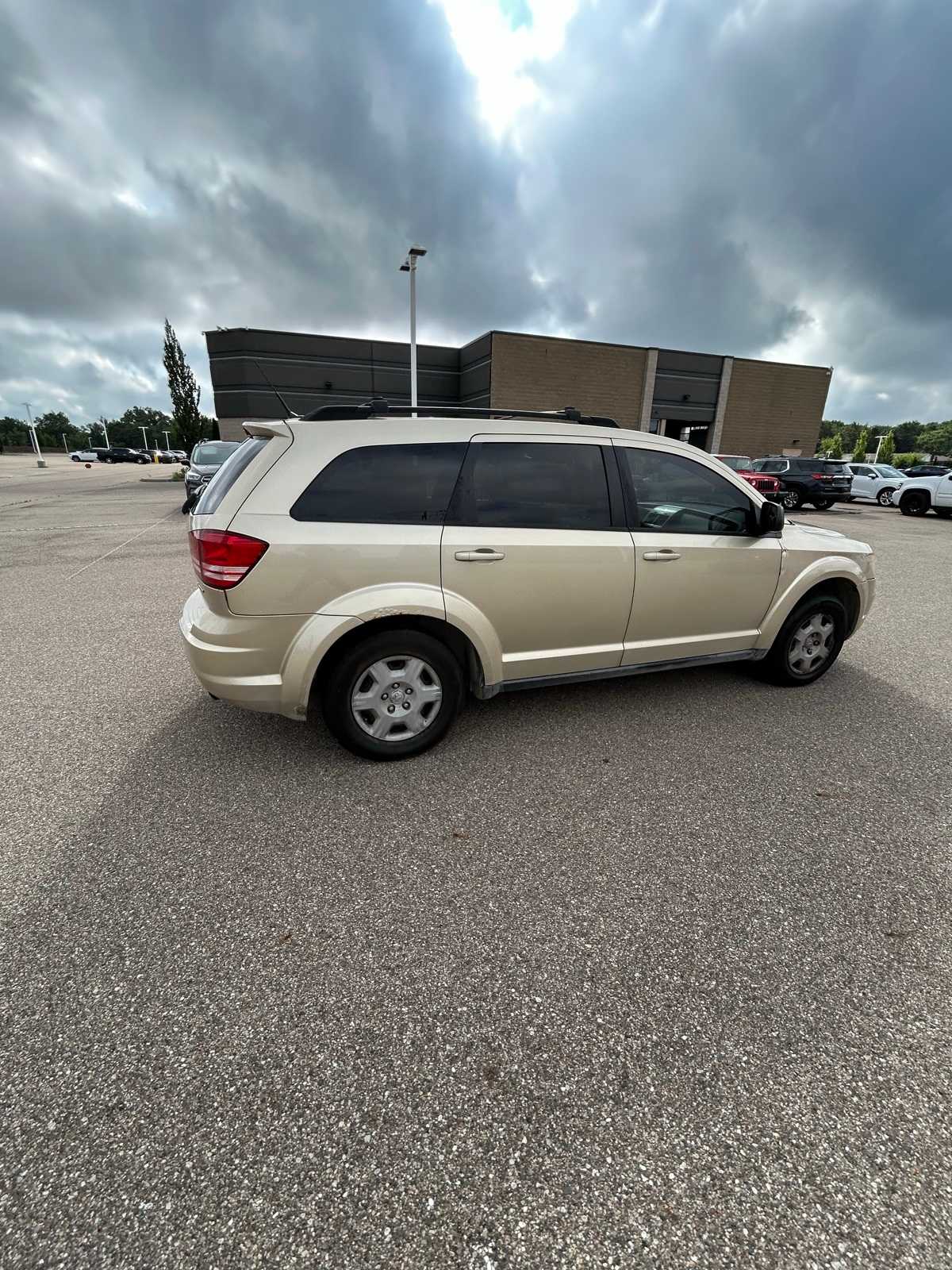 Thumbnail: 2010 Dodge Journey - 19