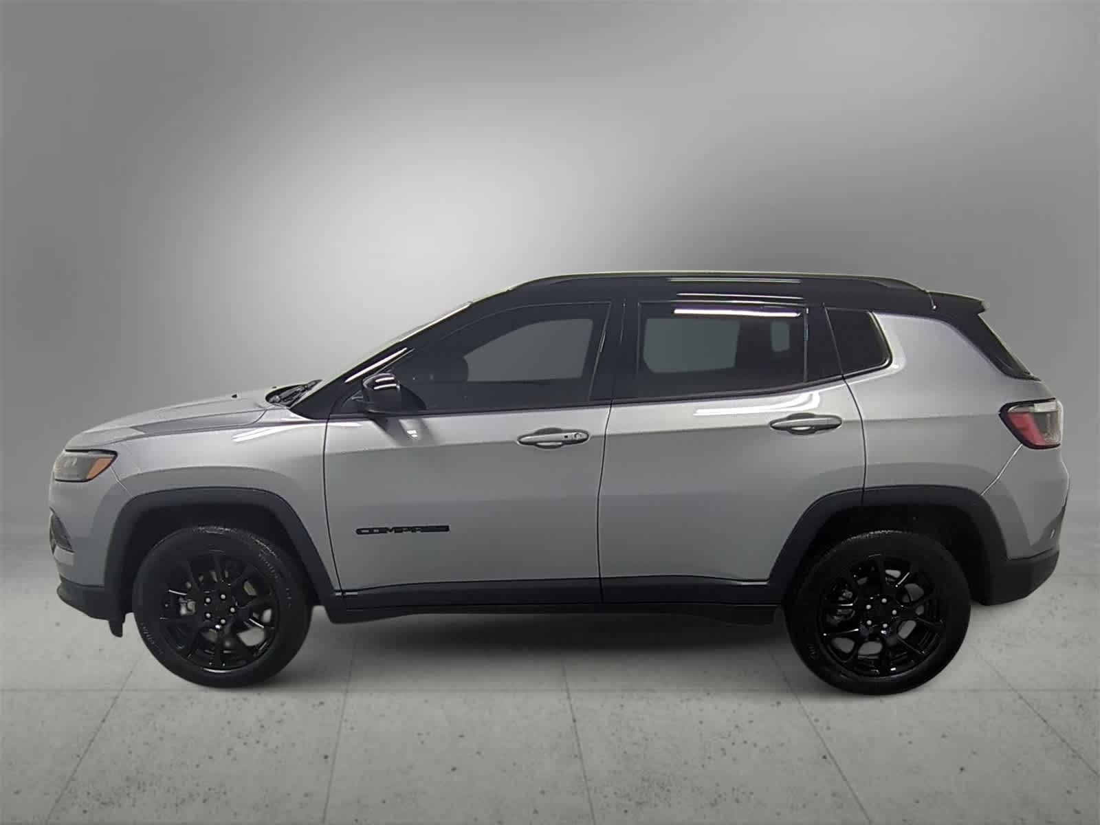 Thumbnail: 2022 Jeep Compass - 5