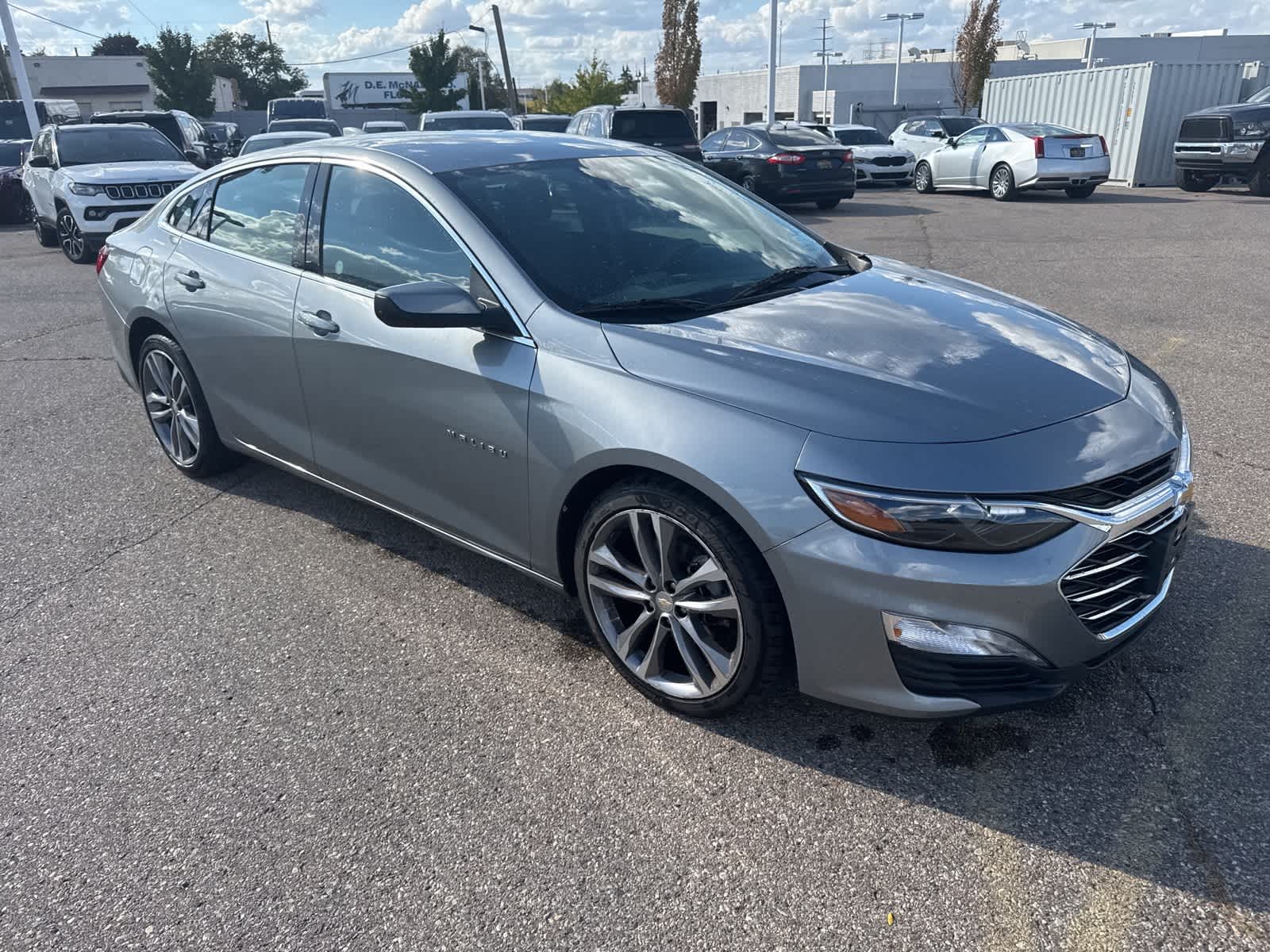 Thumbnail: 2023 Chevrolet Malibu - 8