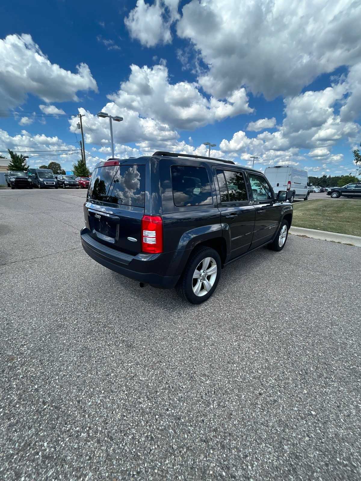 Thumbnail: 2014 Jeep Patriot - 19