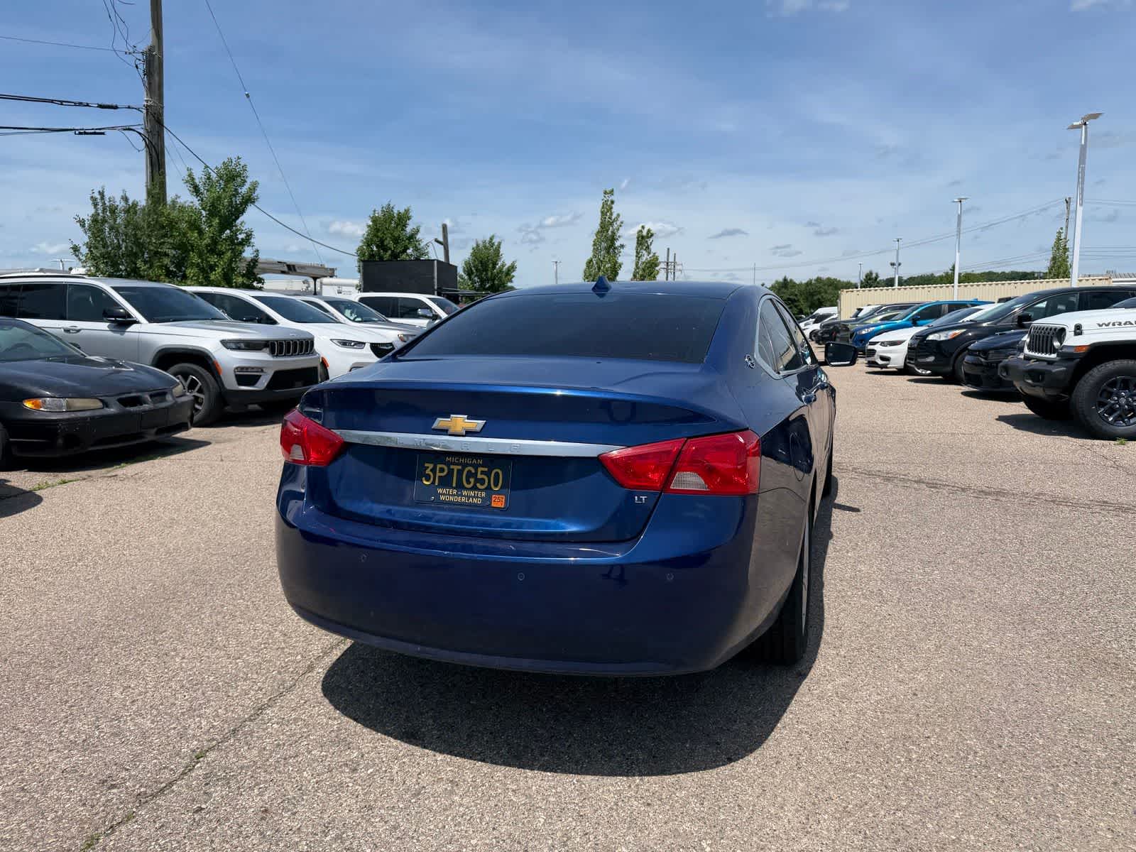 Thumbnail: 2014 Chevrolet Impala - 22