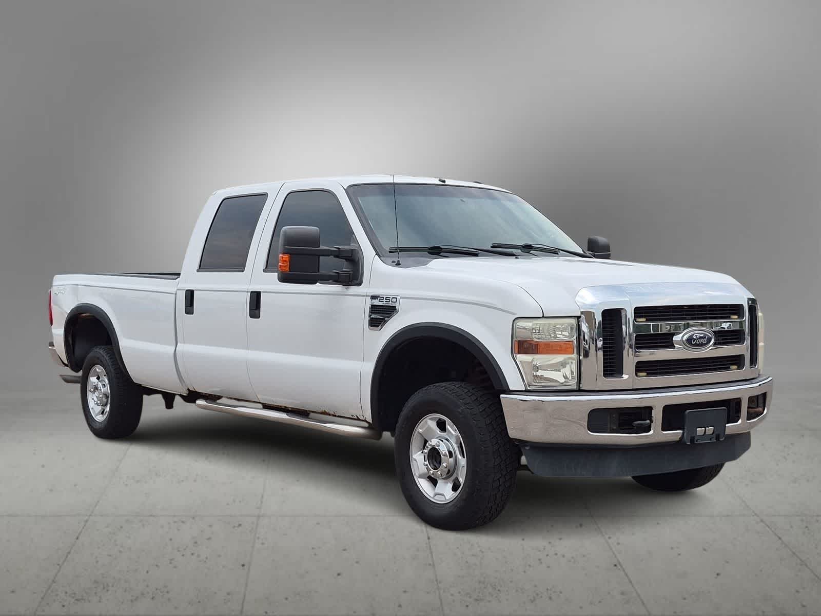 Used 2010 Ford F-250 Super Duty XL with VIN 1FTSW2B54AEA07839 for sale in Farmington Hills, MI
