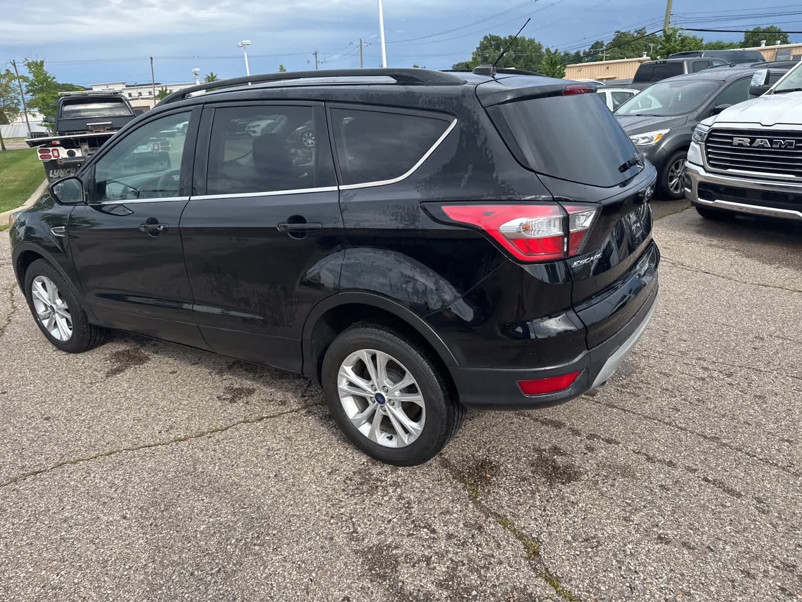 Thumbnail: 2018 Ford Escape - 24