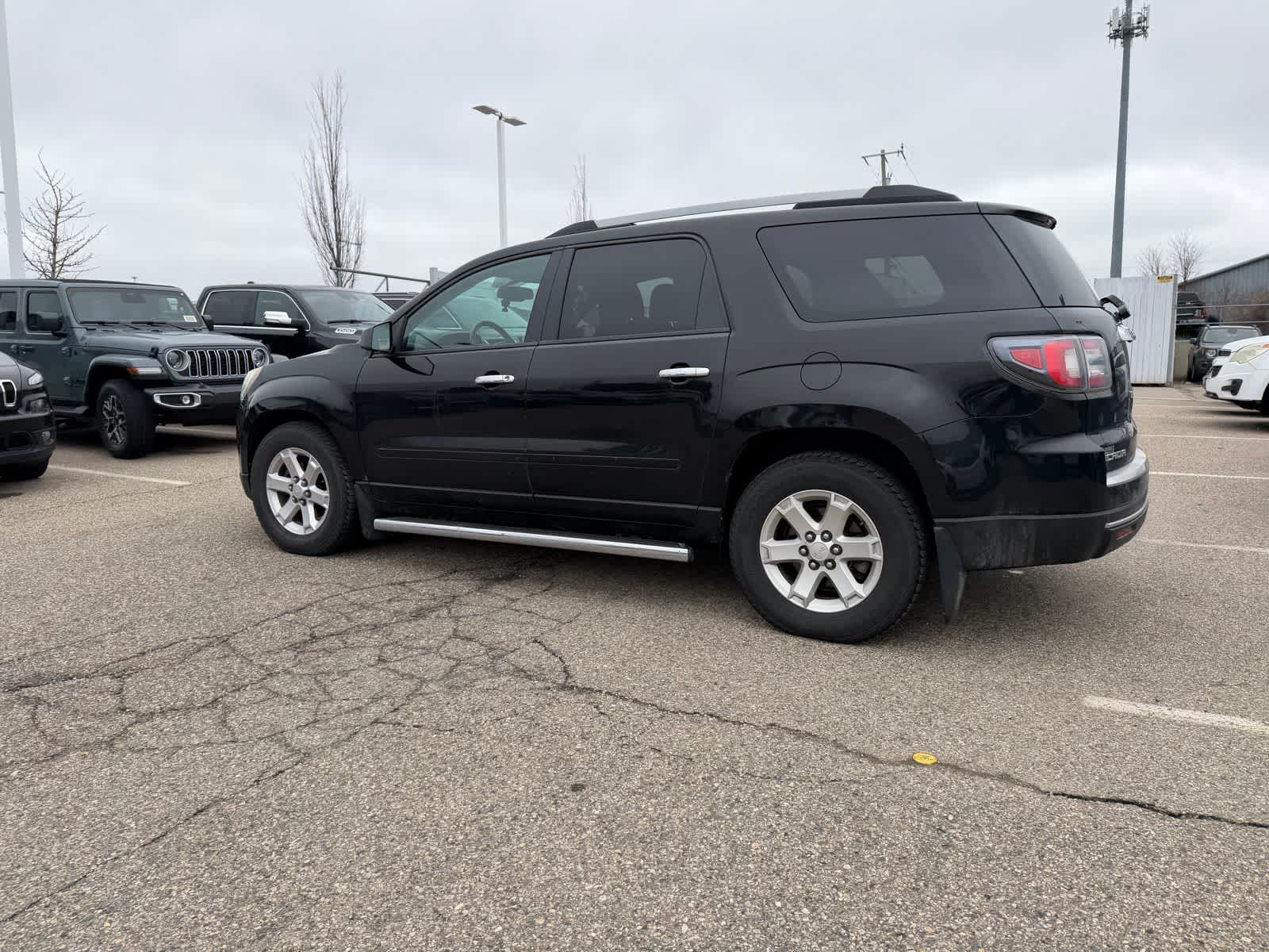 Thumbnail: 2016 GMC Acadia - 27