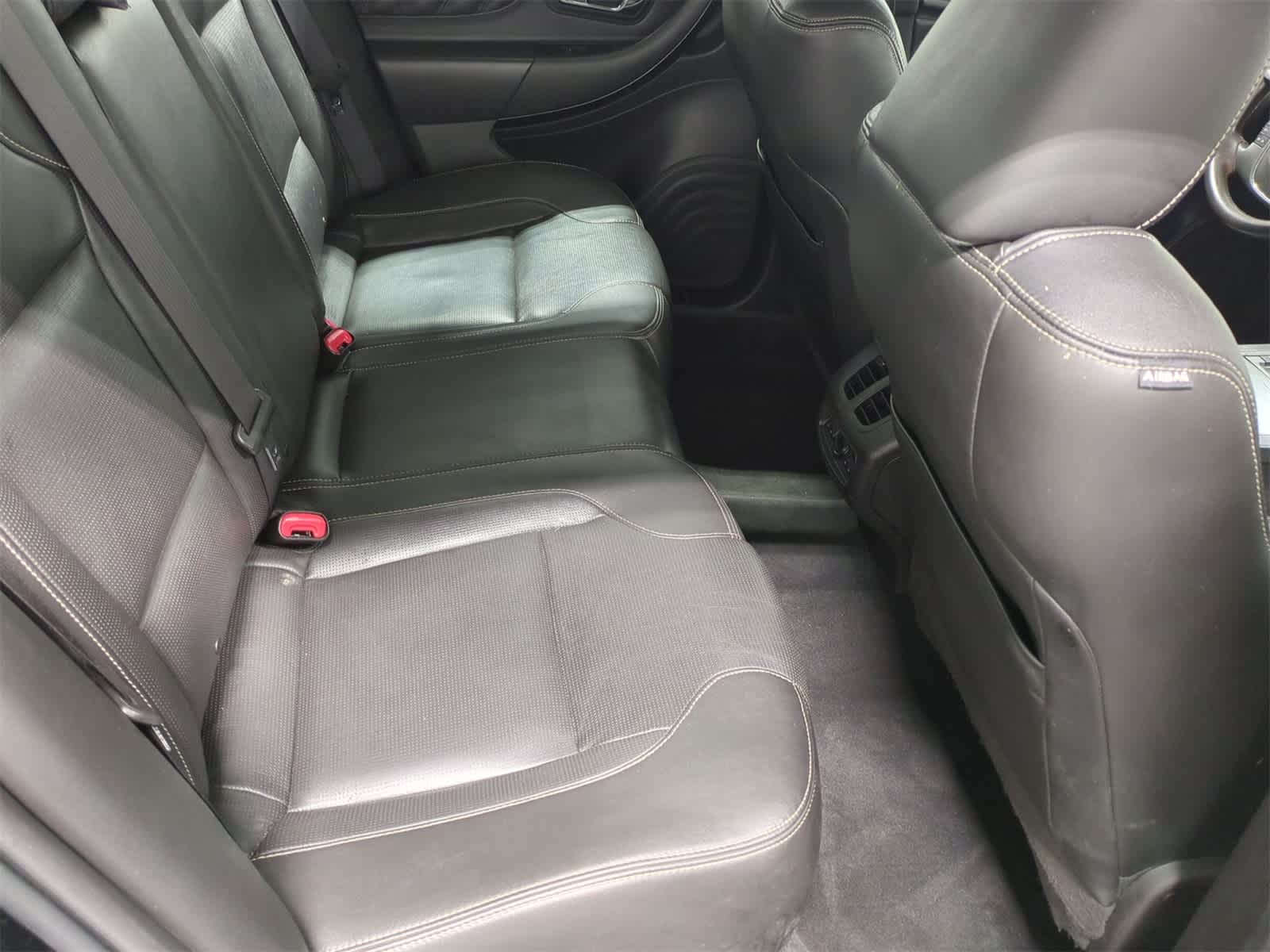 Thumbnail: 2010 Ford Taurus - 21