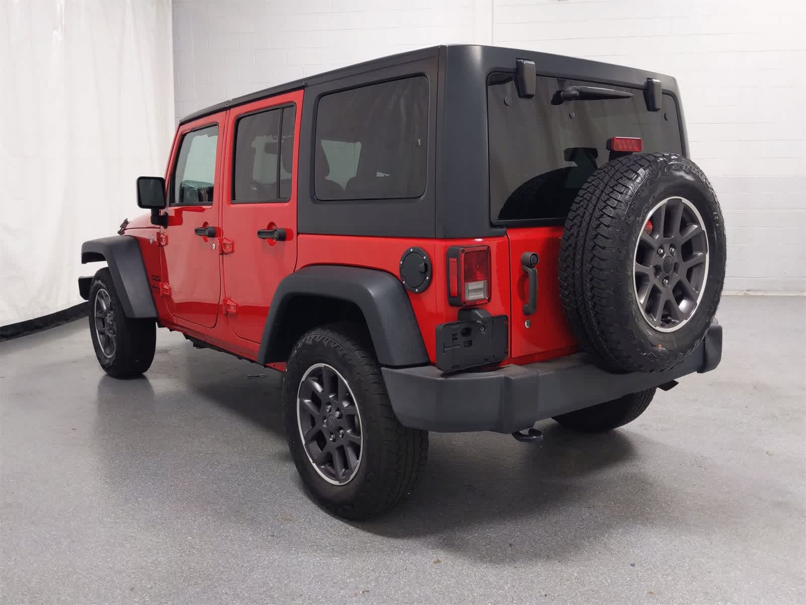 Thumbnail: 2018 Jeep Wrangler - 12