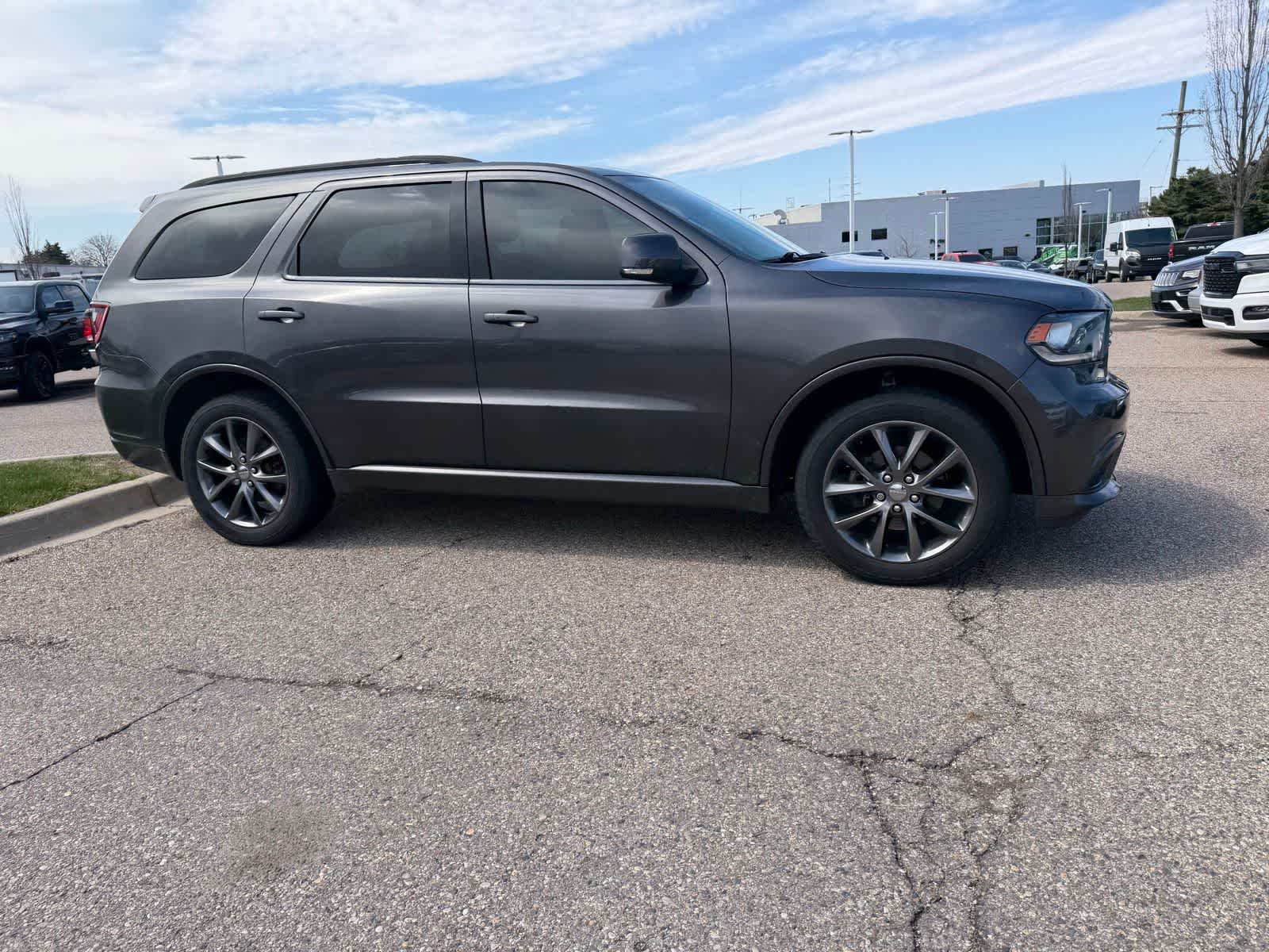 Thumbnail: 2017 Dodge Durango - 32