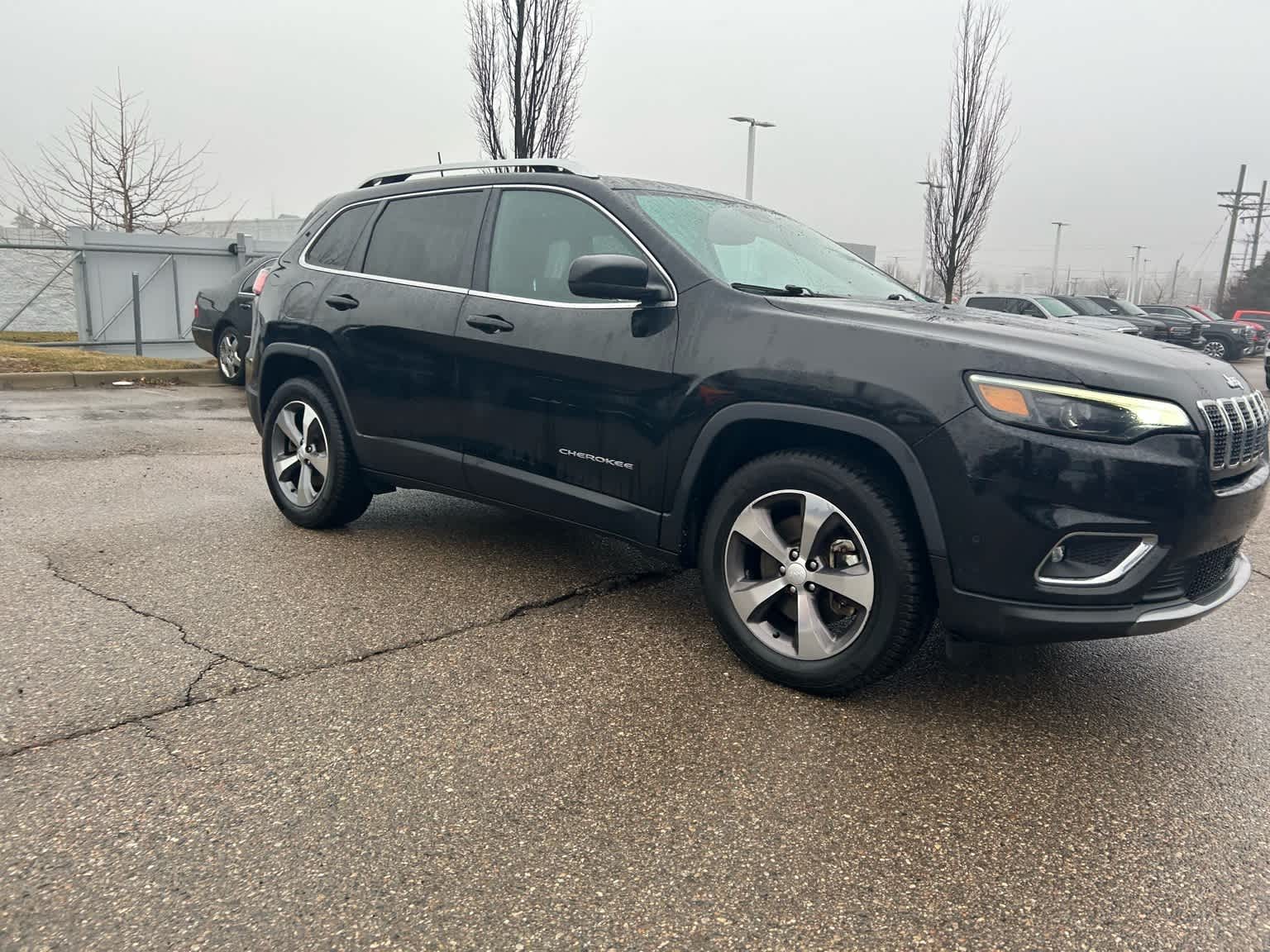 Thumbnail: 2021 Jeep Cherokee - 7