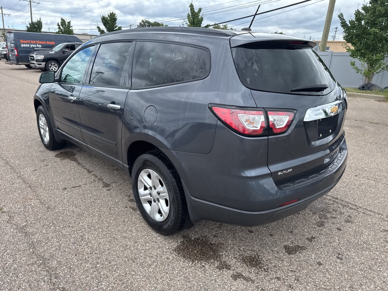 Thumbnail: 2014 Chevrolet Traverse - 22