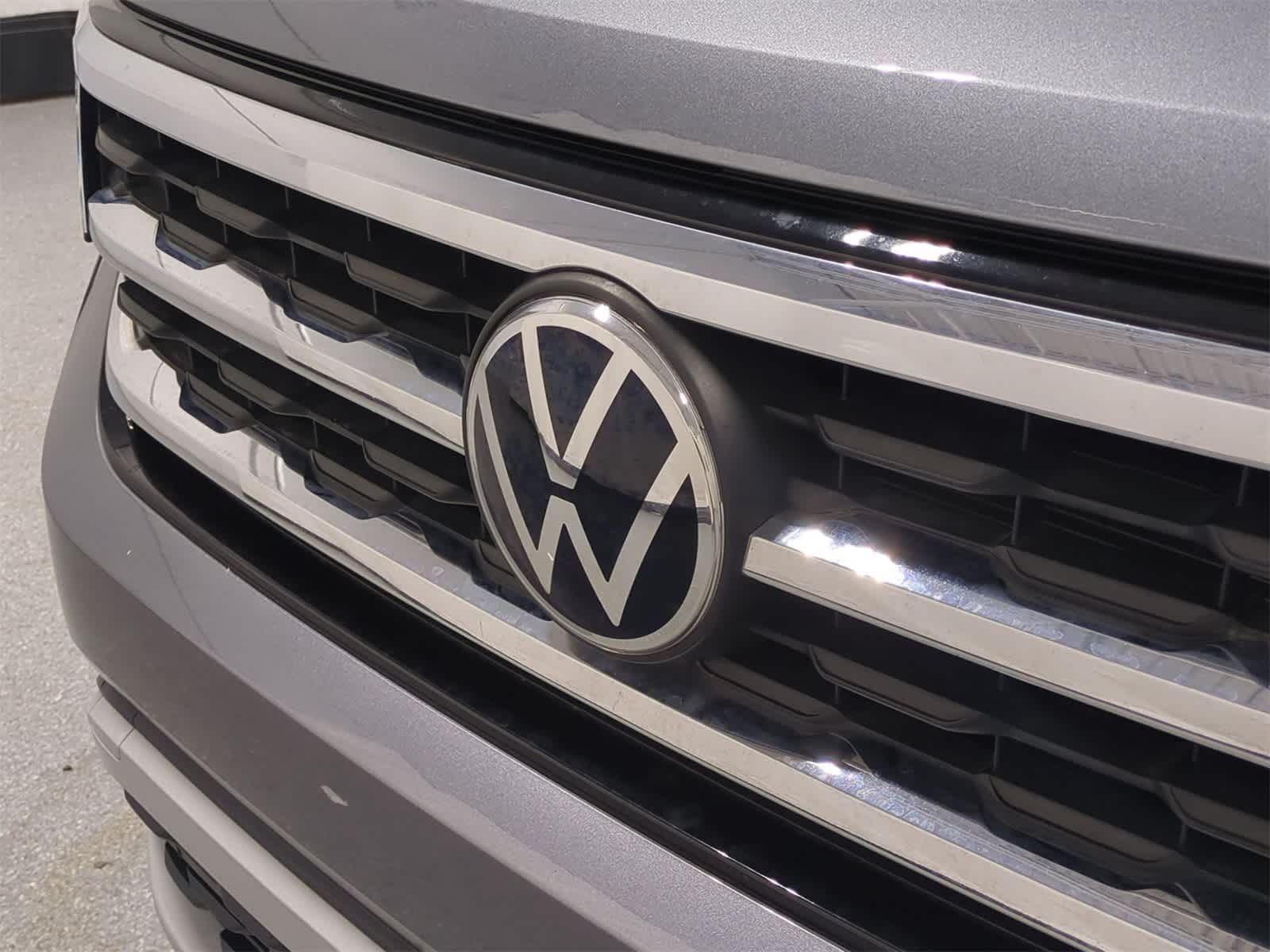 Thumbnail: 2022 Volkswagen Atlas - 12