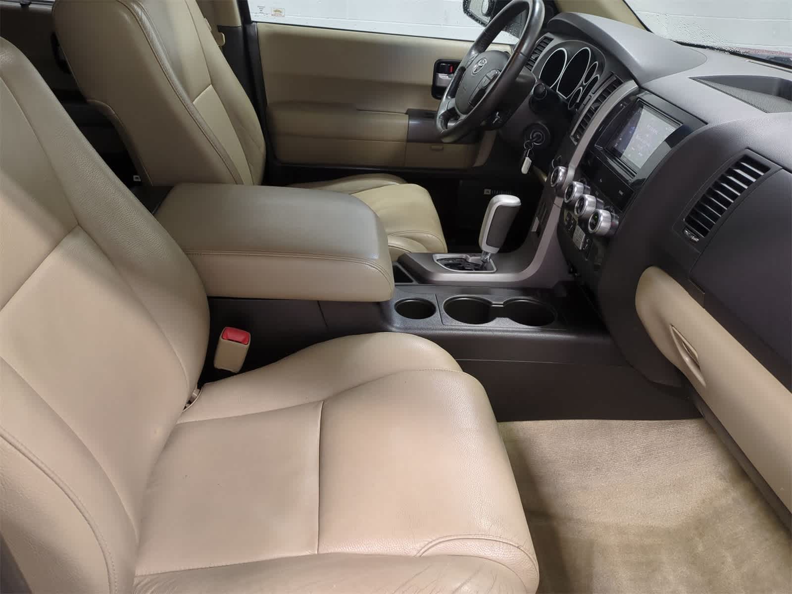 Thumbnail: 2011 Toyota Sequoia - 24