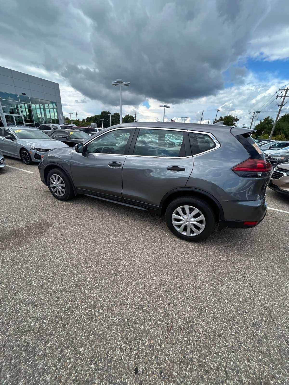 Thumbnail: 2019 Nissan Rogue - 24