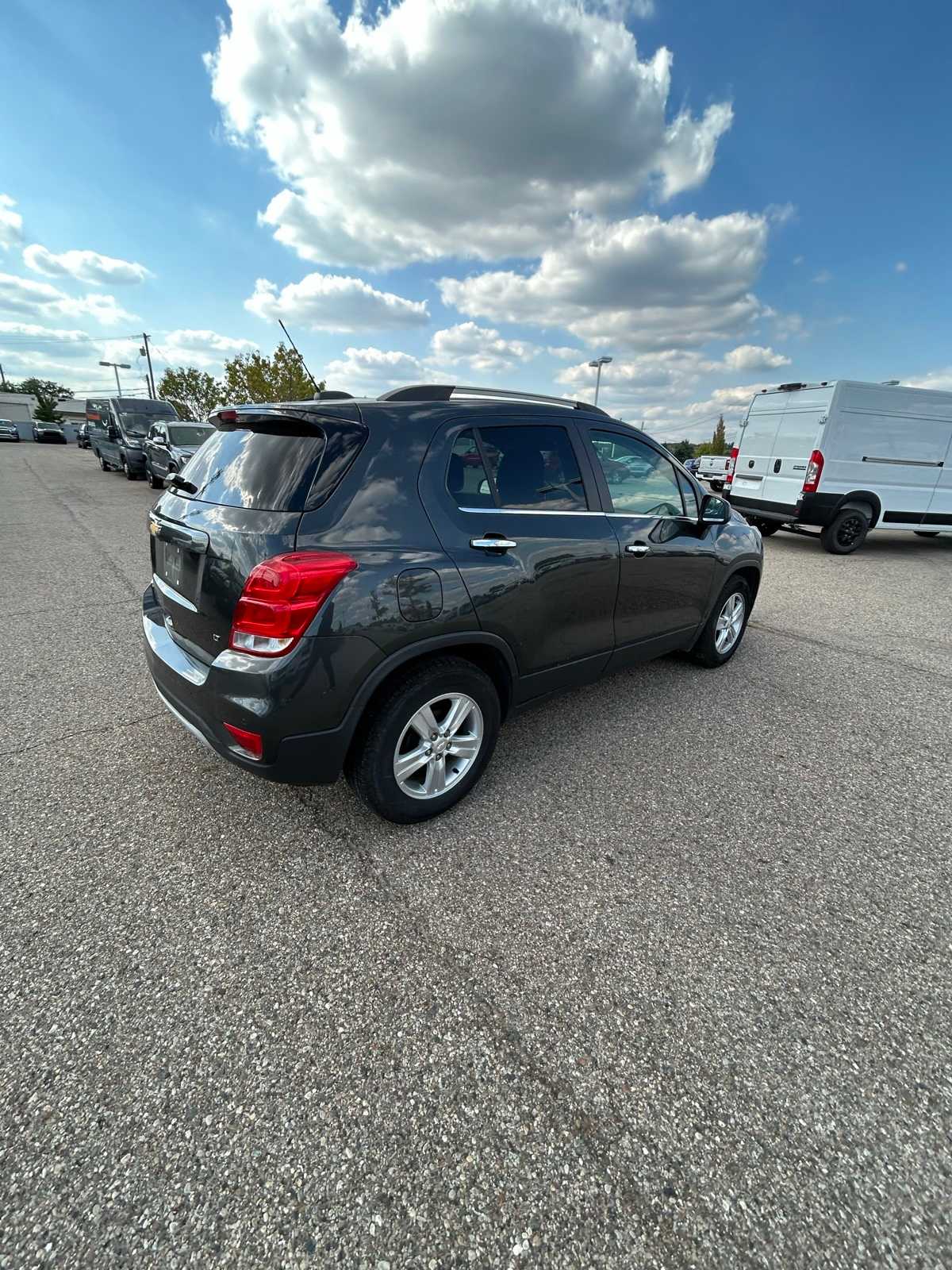 Thumbnail: 2019 Chevrolet Trax - 15