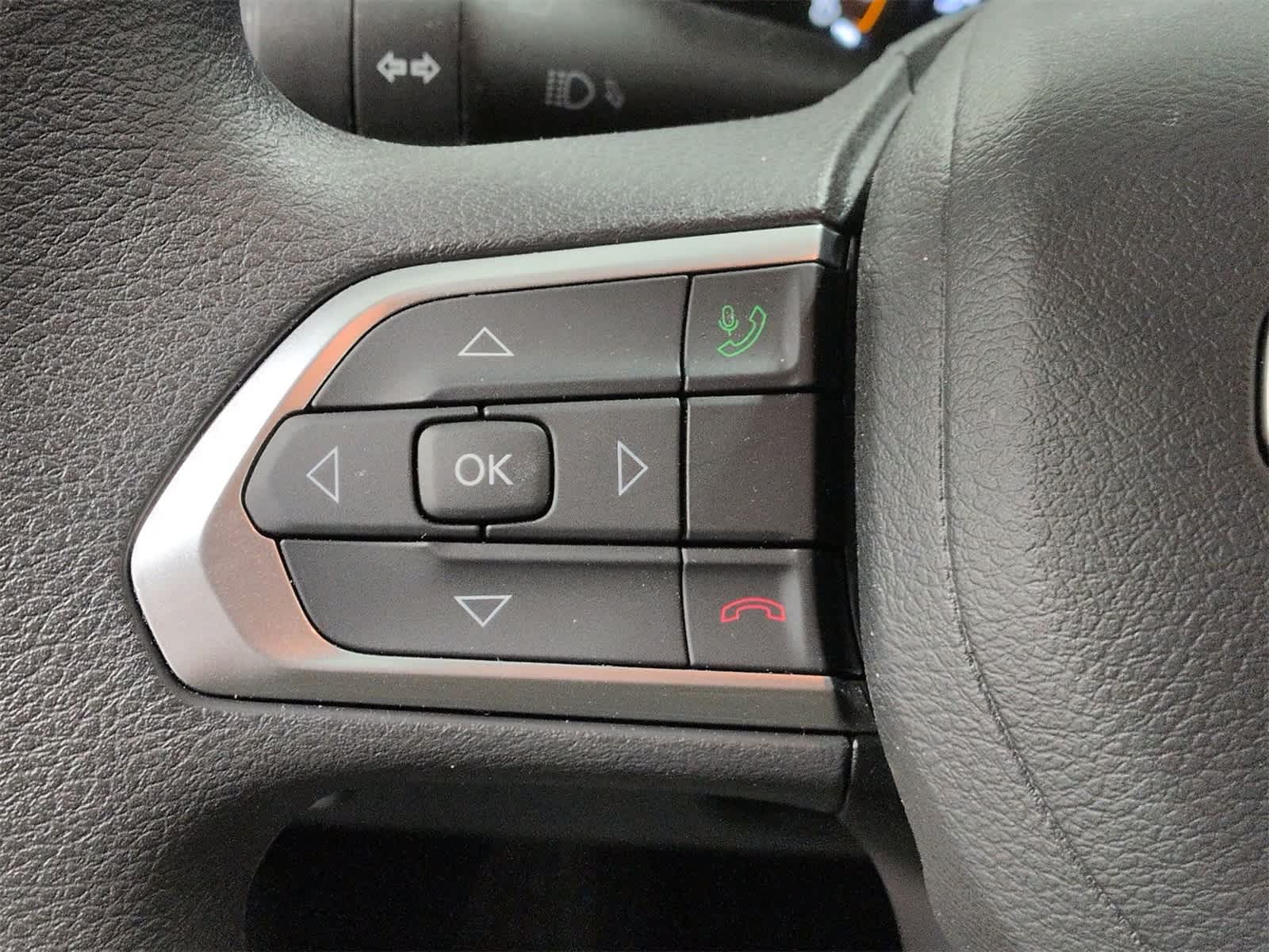 Thumbnail: 2025 Jeep Compass - 24