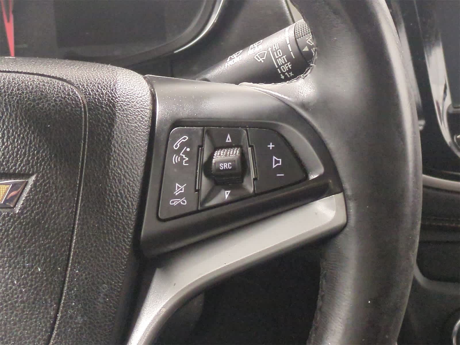 Thumbnail: 2017 Chevrolet Trax - 25