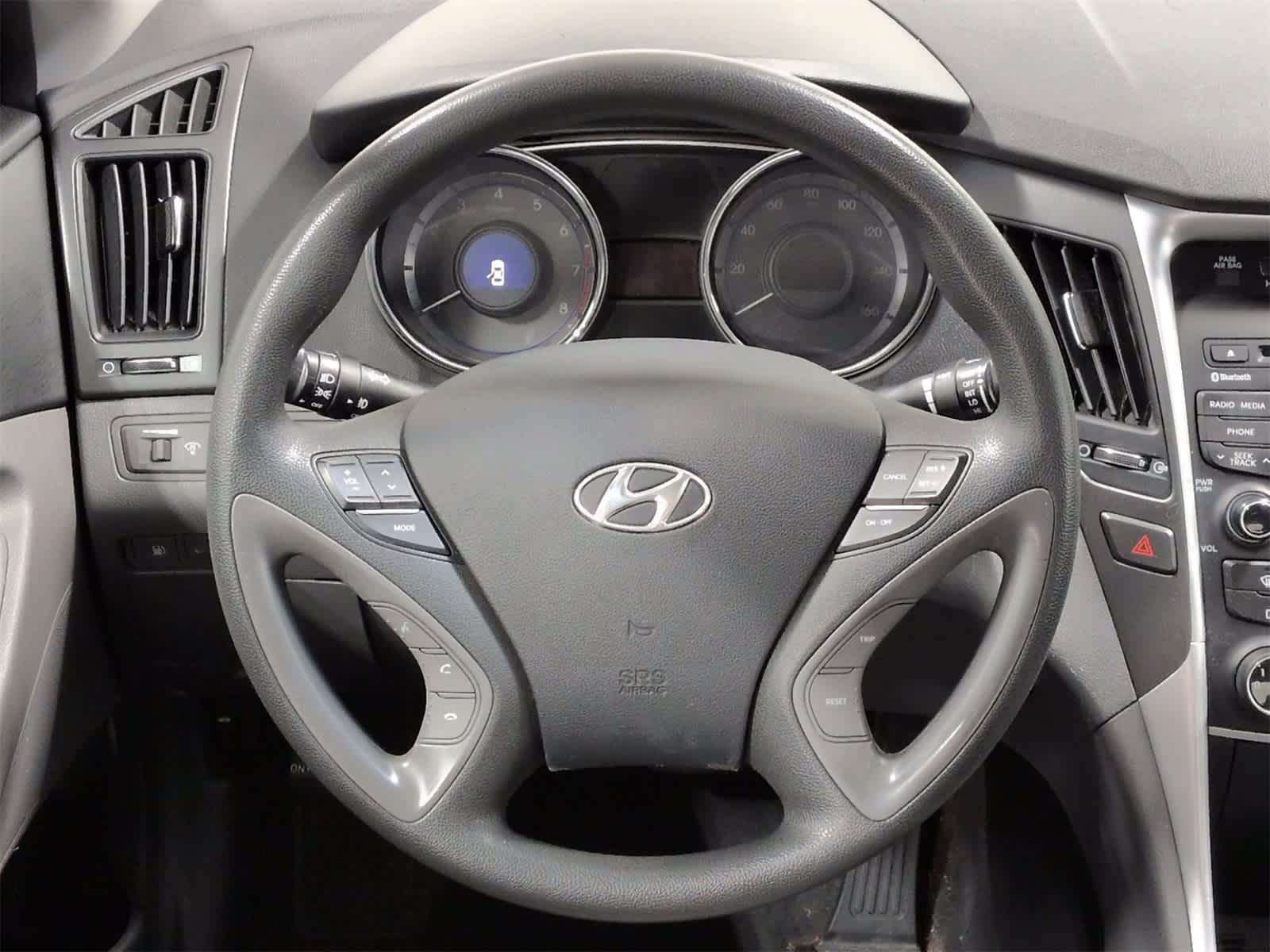 Thumbnail: 2013 Hyundai Sonata - 23