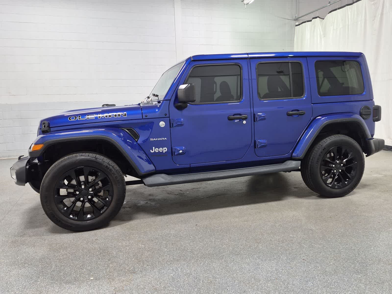Thumbnail: 2019 Jeep Wrangler - 11