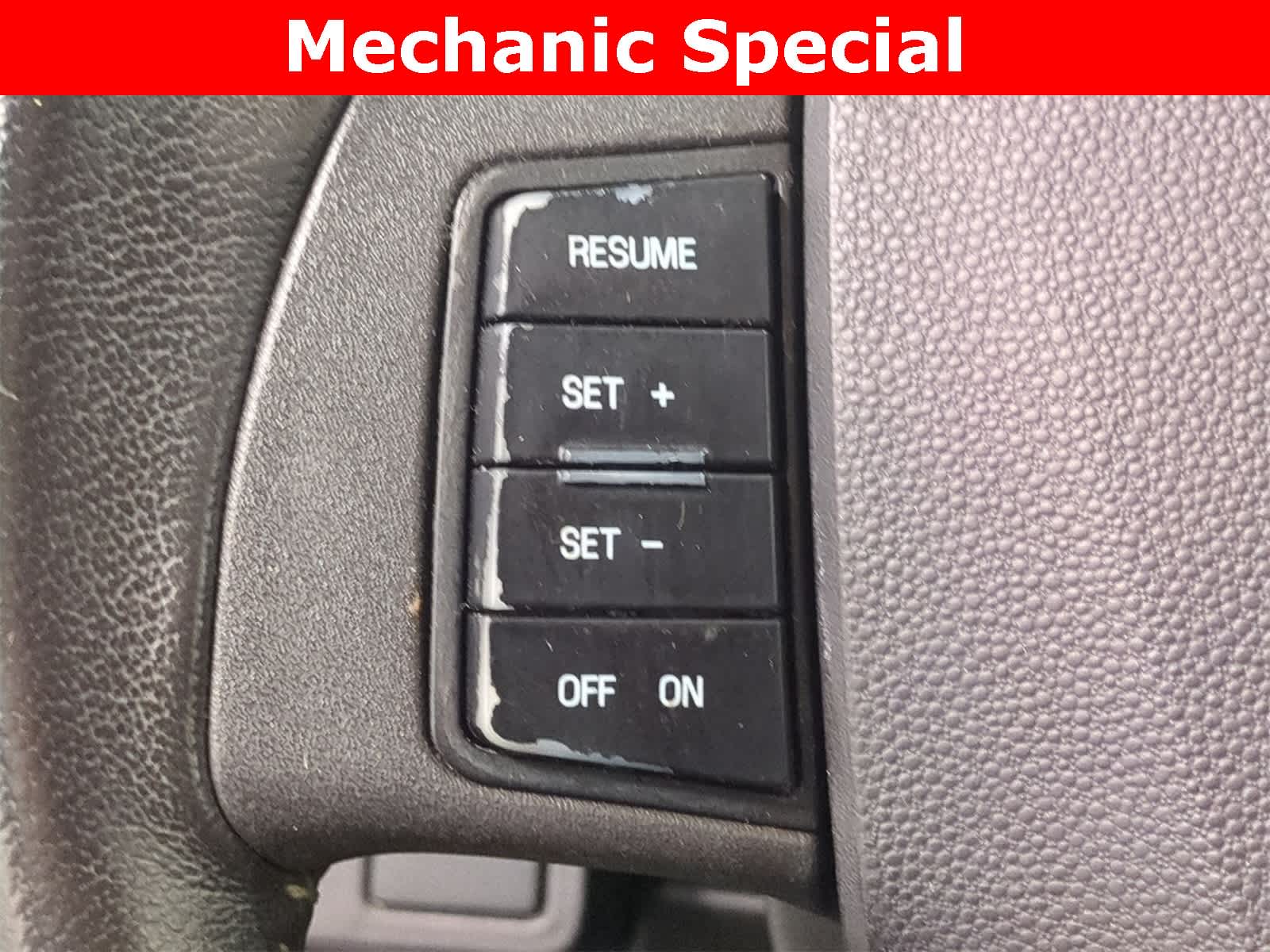 Thumbnail: 2010 Ford Focus - 24