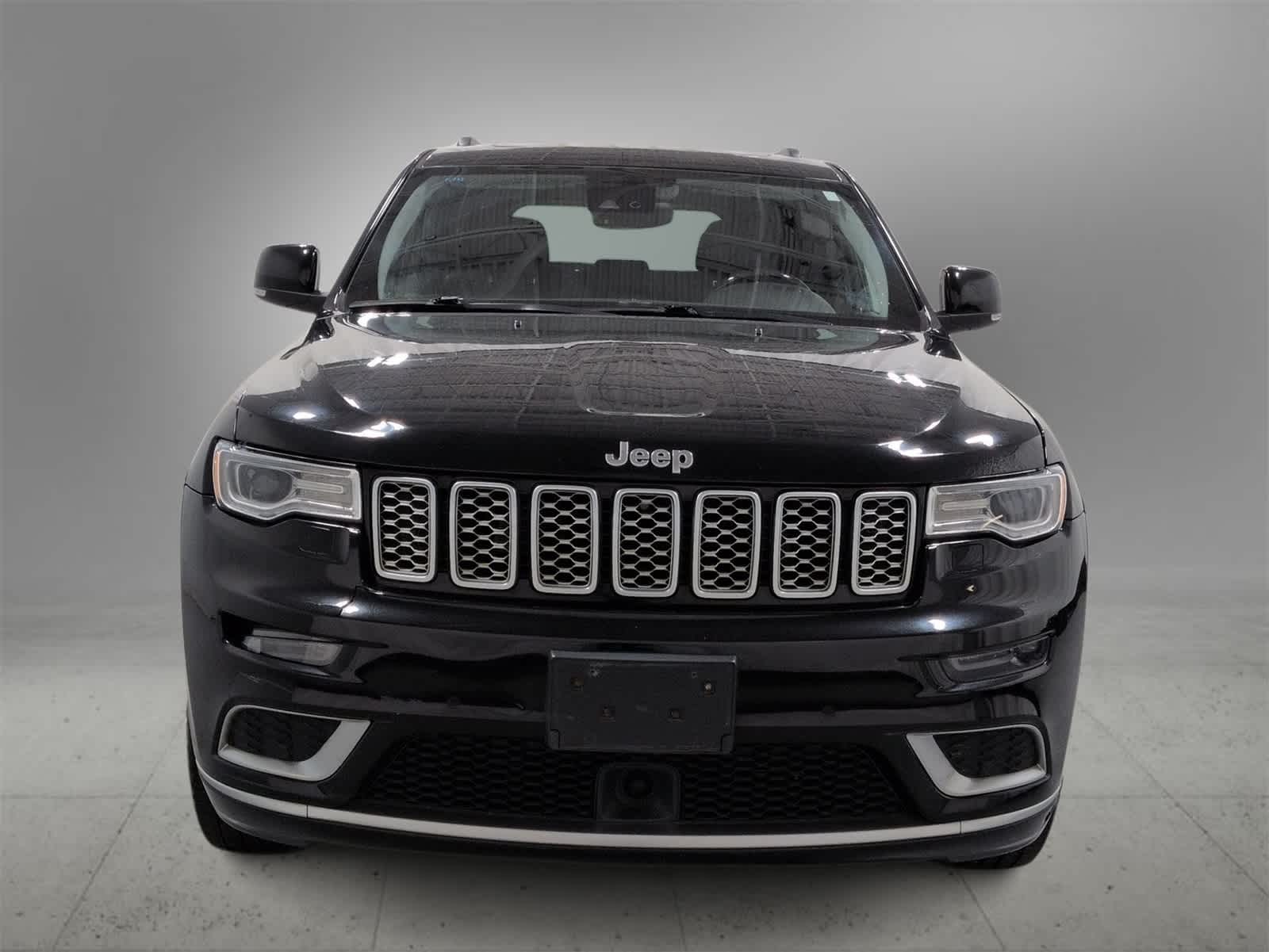 Thumbnail: 2017 Jeep Grand Cherokee - 3