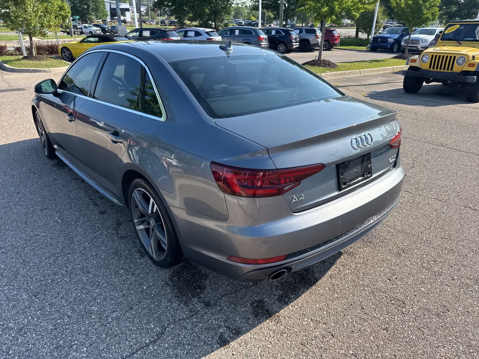 Thumbnail: 2018 Audi A4 - 23