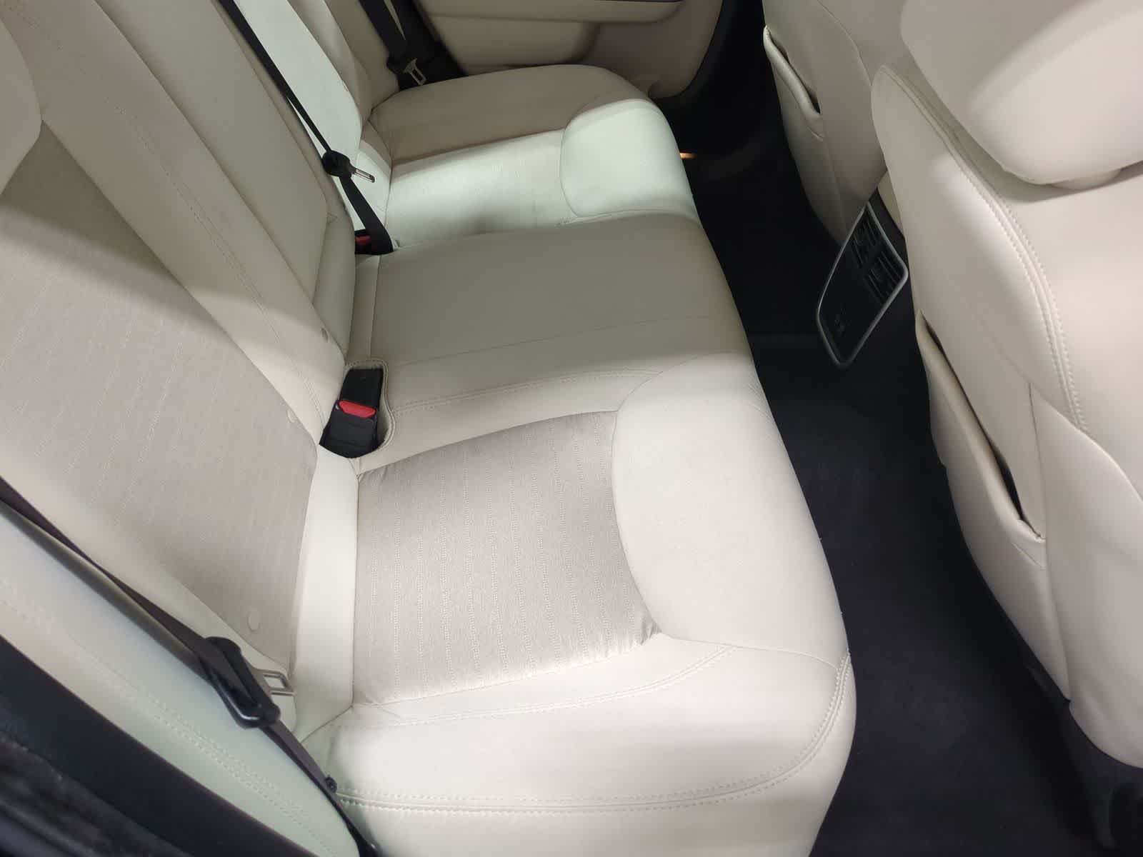 Thumbnail: 2023 Chrysler 300 - 21