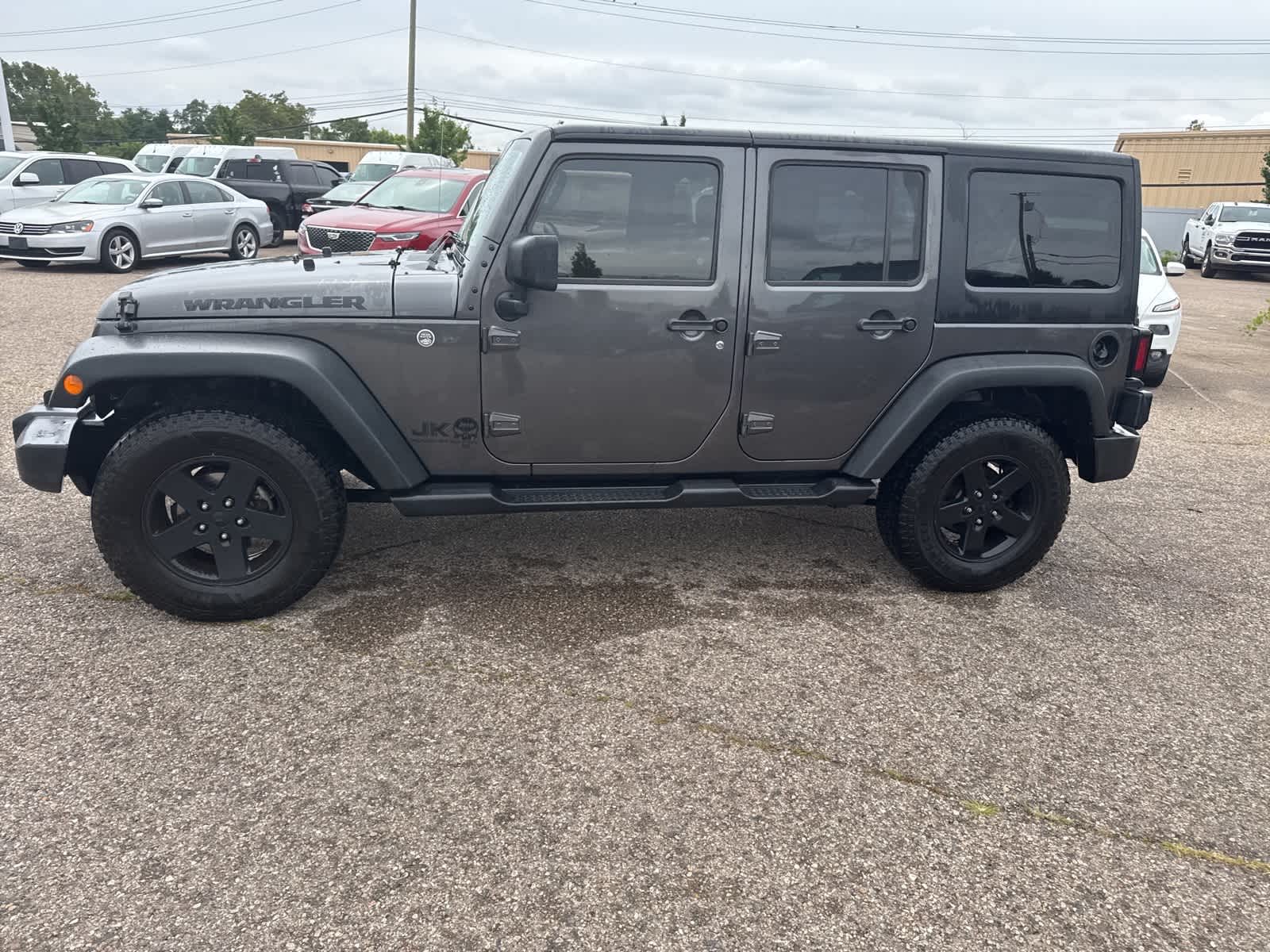 Thumbnail: 2018 Jeep Wrangler - 23