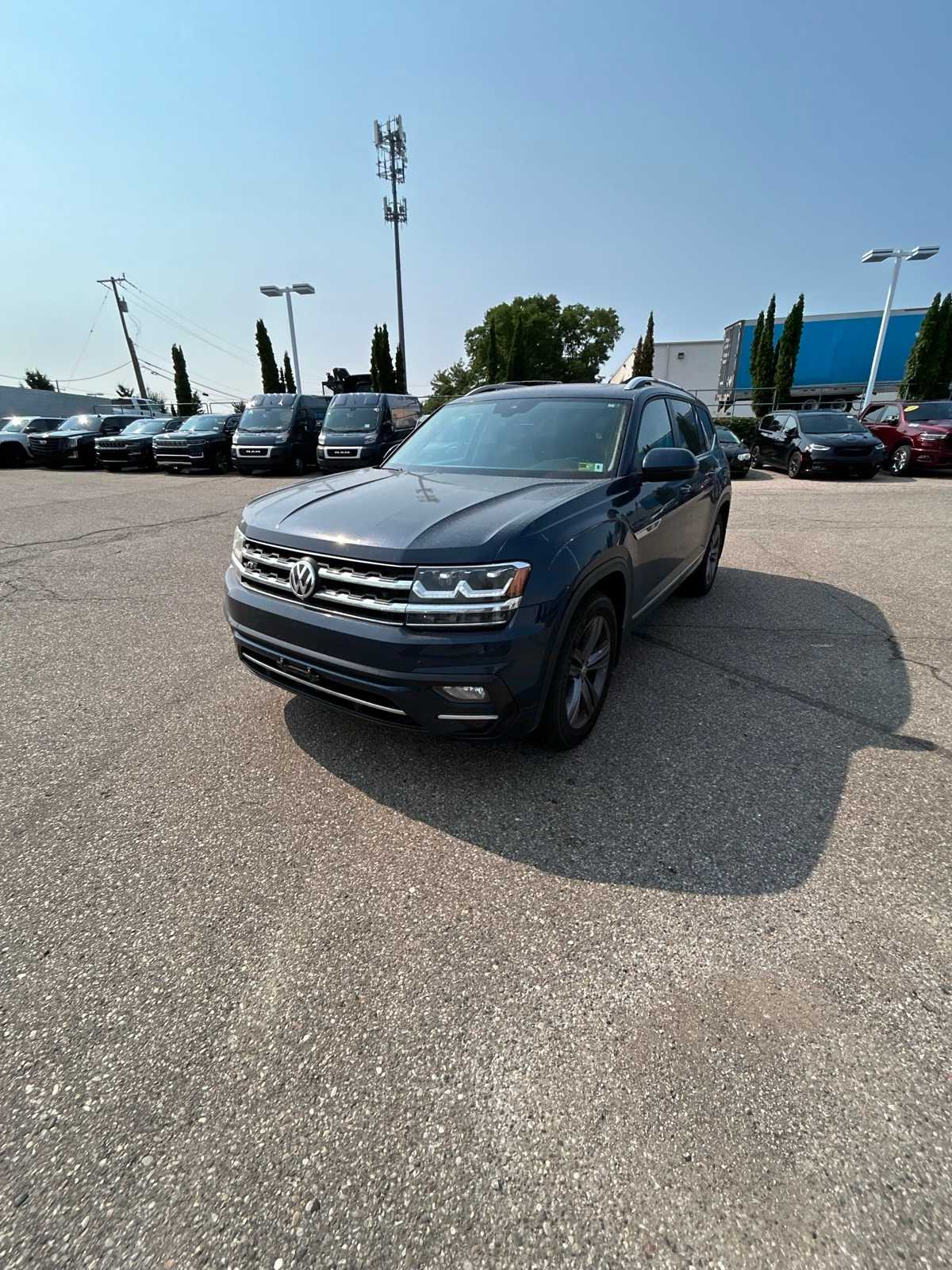 Thumbnail: 2018 Volkswagen Atlas - 5