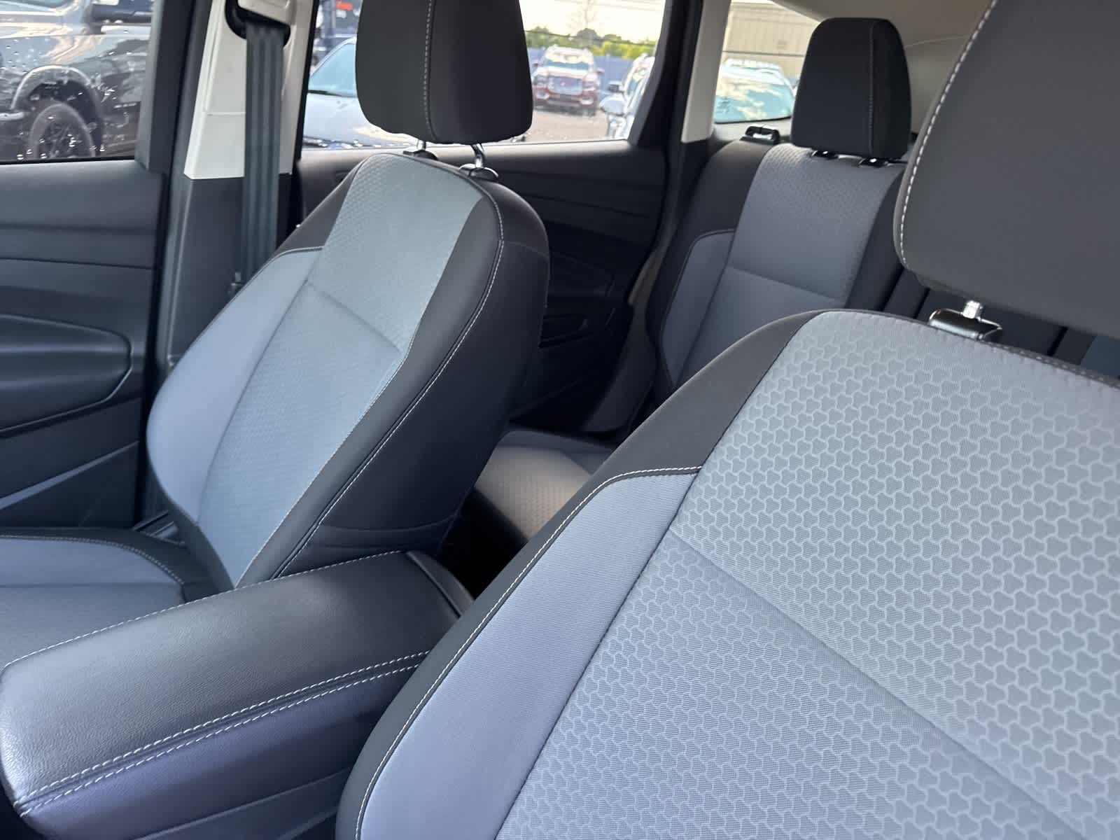 Thumbnail: 2017 Ford Escape - 24