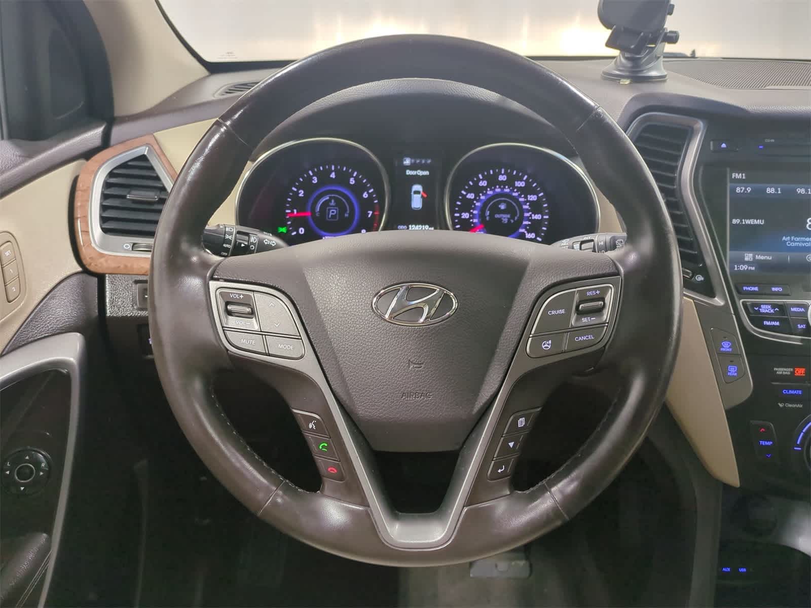 Thumbnail: 2014 Hyundai Santa Fe - 25