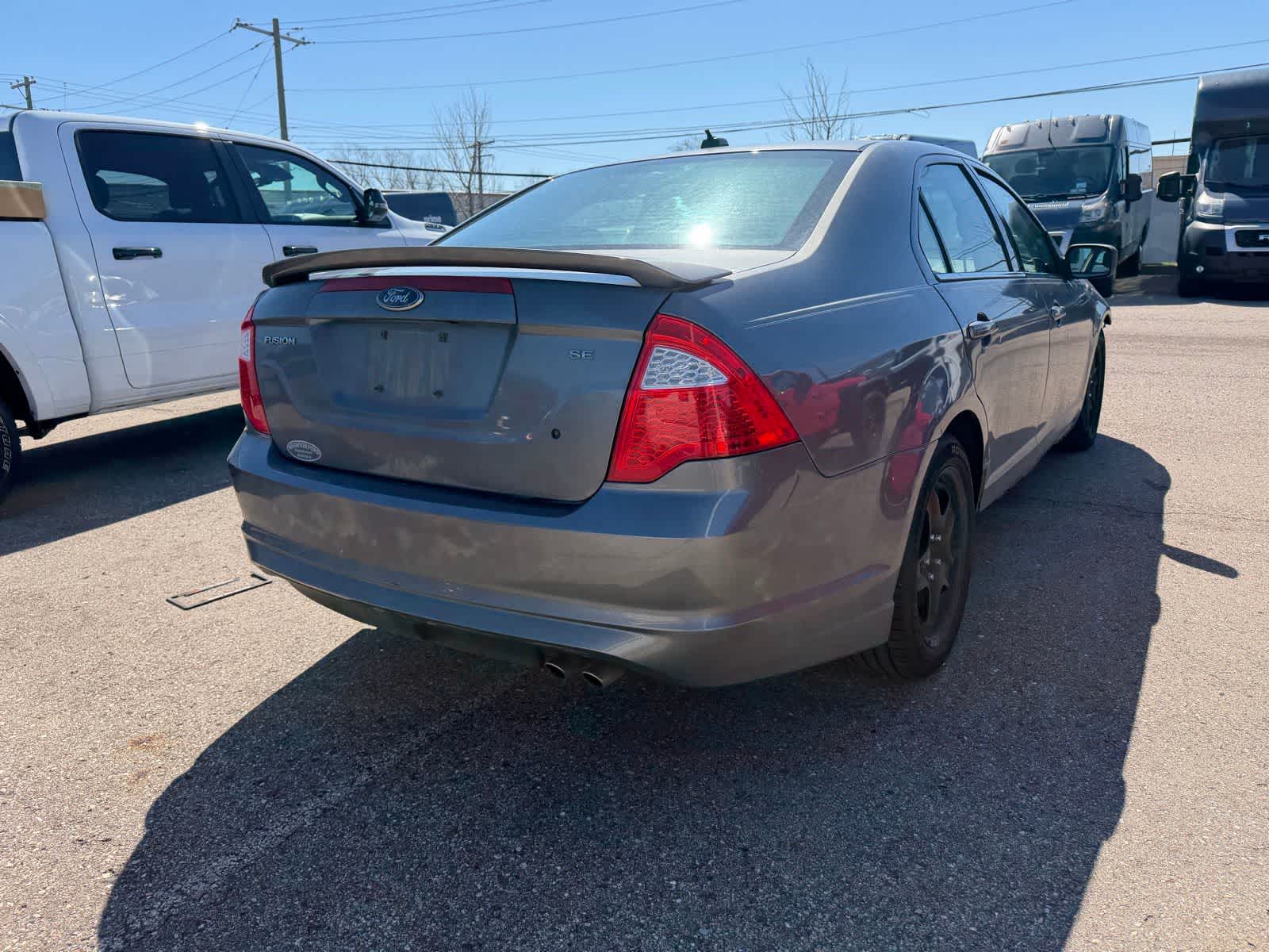 Thumbnail: 2010 Ford Fusion - 20