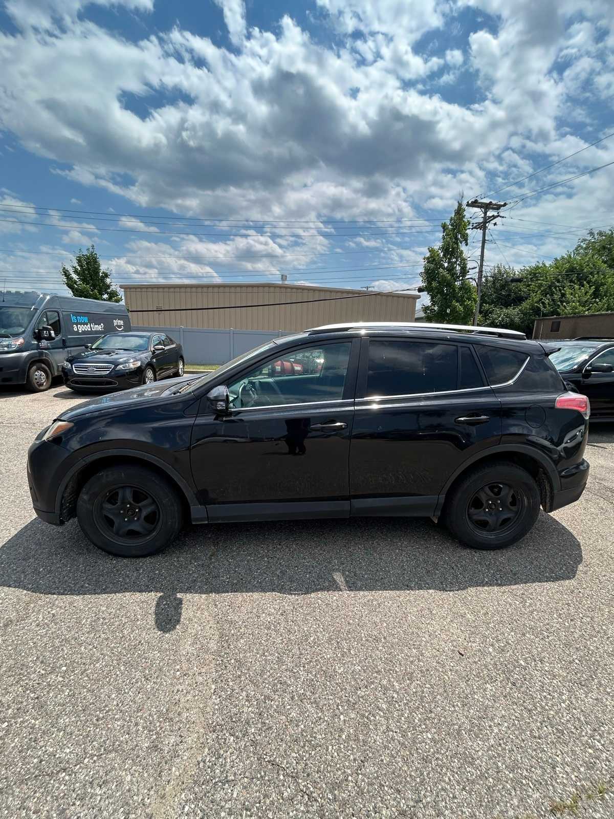 Thumbnail: 2016 Toyota RAV4 - 26