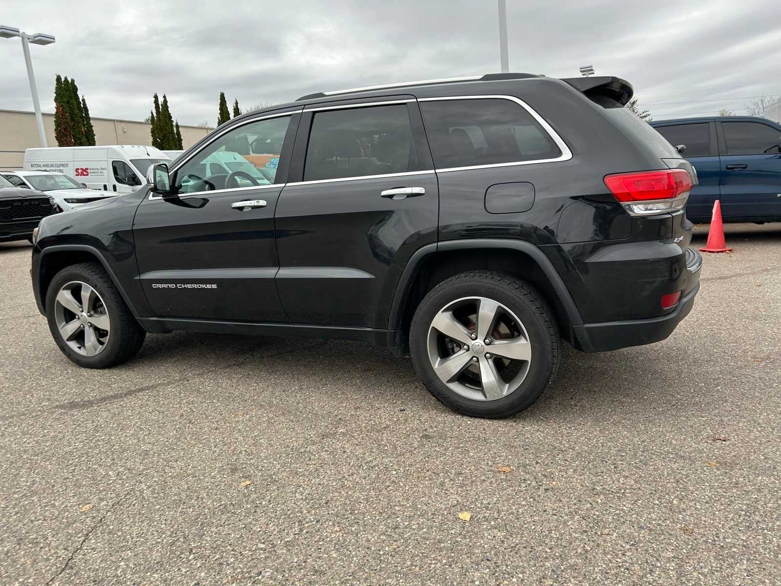 Thumbnail: 2015 Jeep Grand Cherokee - 22