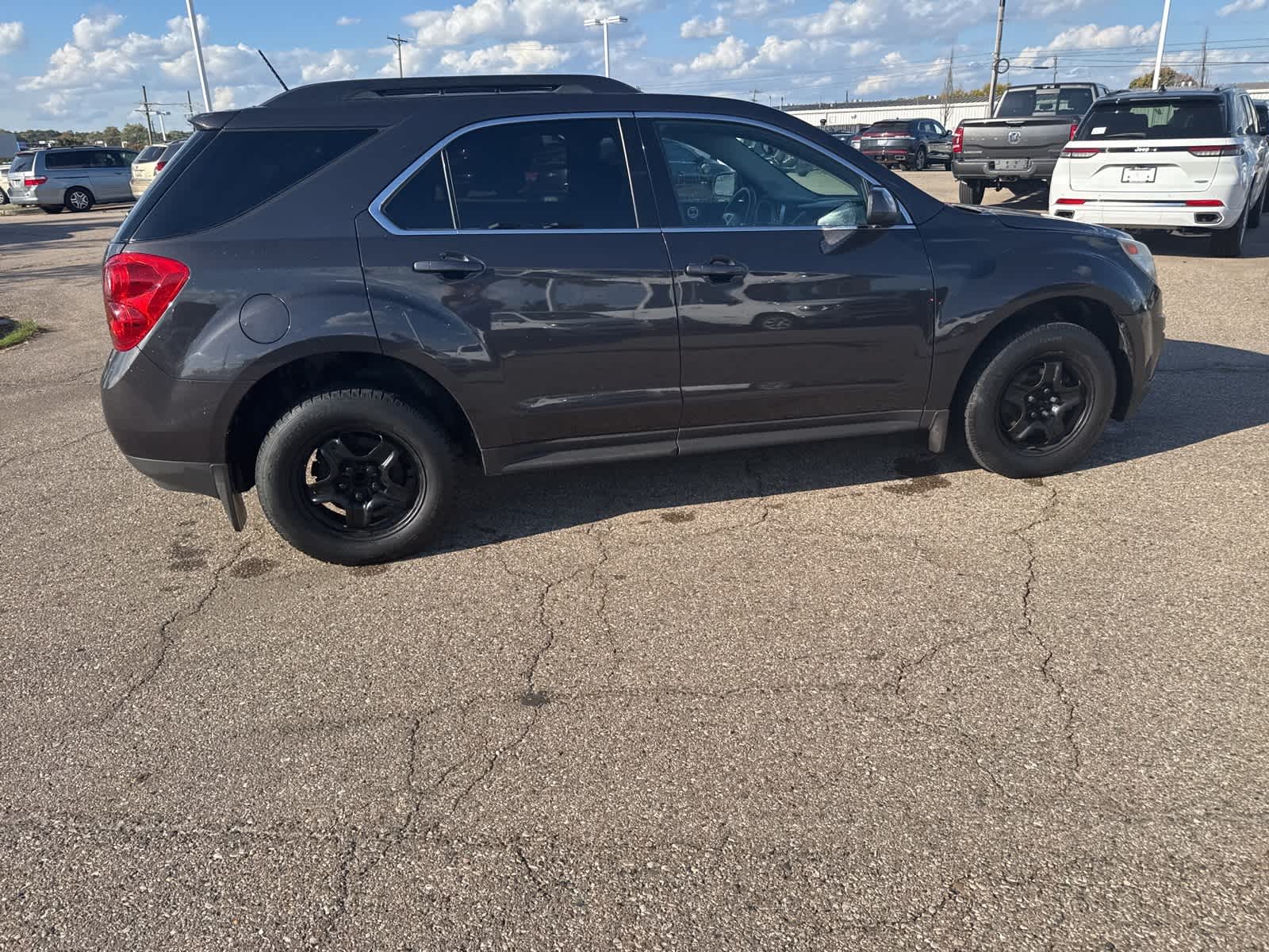 Thumbnail: 2015 Chevrolet Equinox - 13