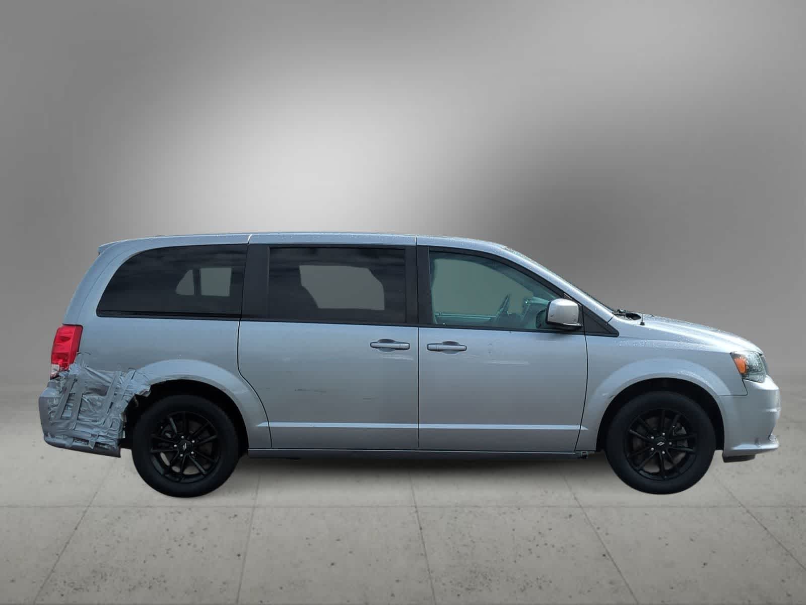Thumbnail: 2019 Dodge Grand Caravan - 9