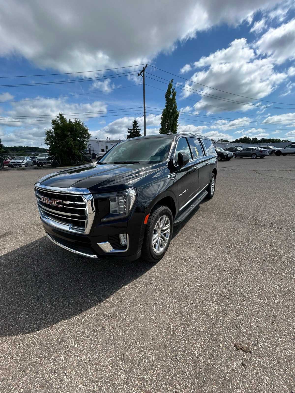 Thumbnail: 2021 GMC Yukon XL - 1