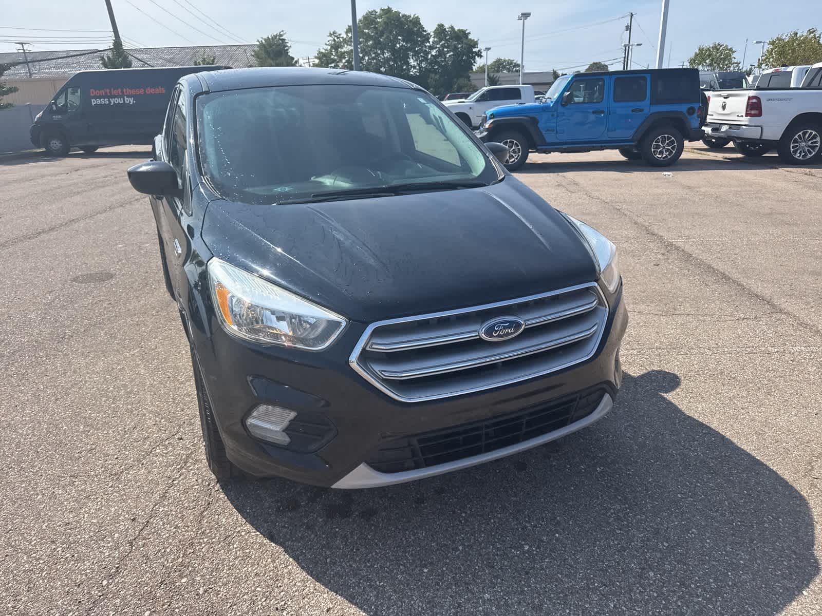 Thumbnail: 2017 Ford Escape - 6