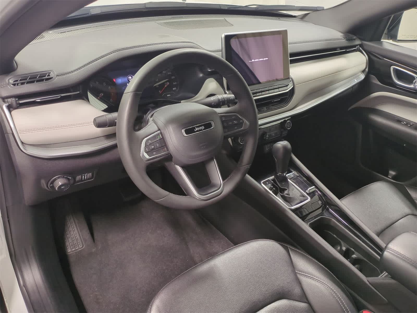 Thumbnail: 2025 Jeep Compass - 10