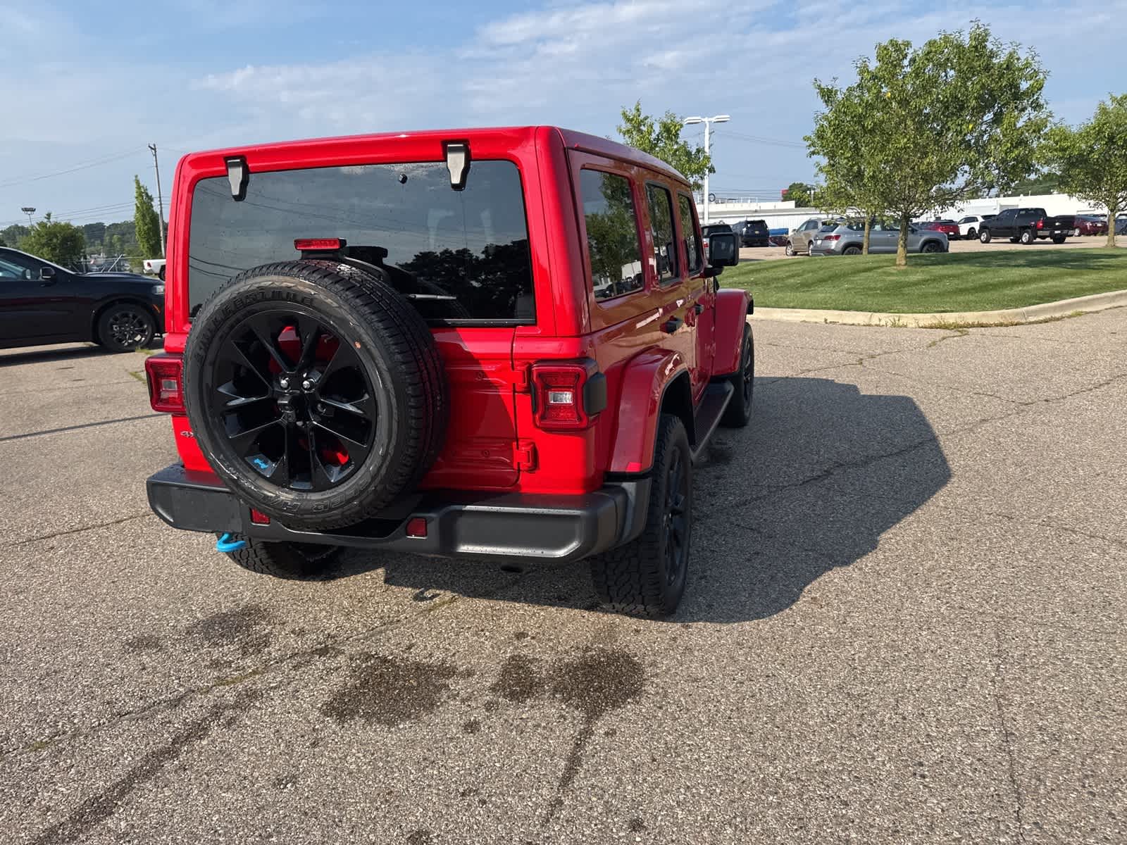 Thumbnail: 2022 Jeep Wrangler - 18