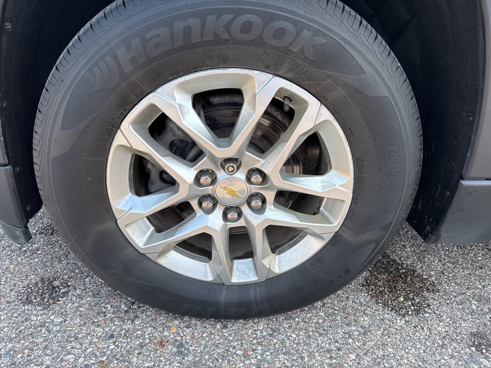 Thumbnail: 2021 Chevrolet Traverse - 26