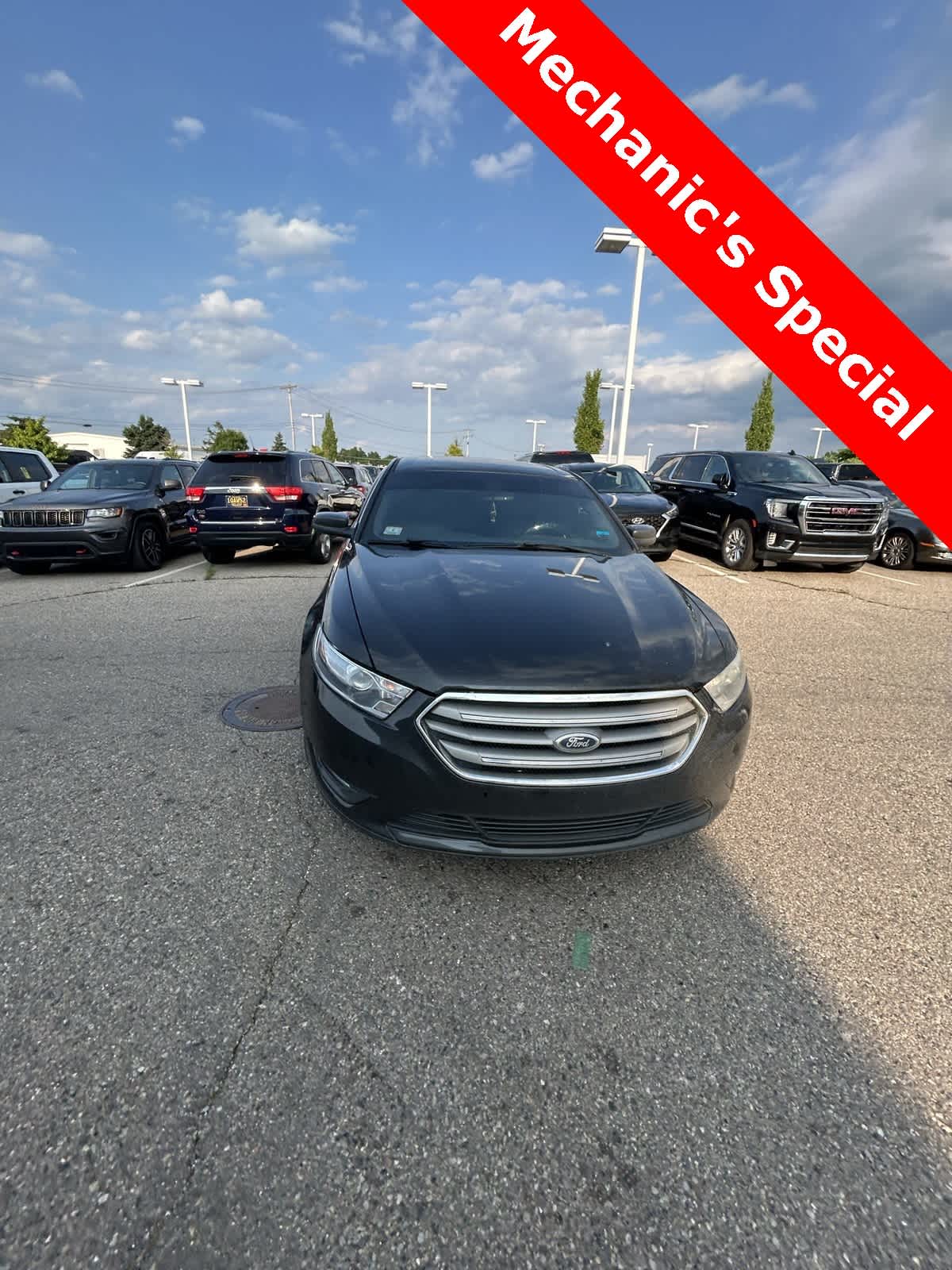 Thumbnail: 2014 Ford Taurus - 8